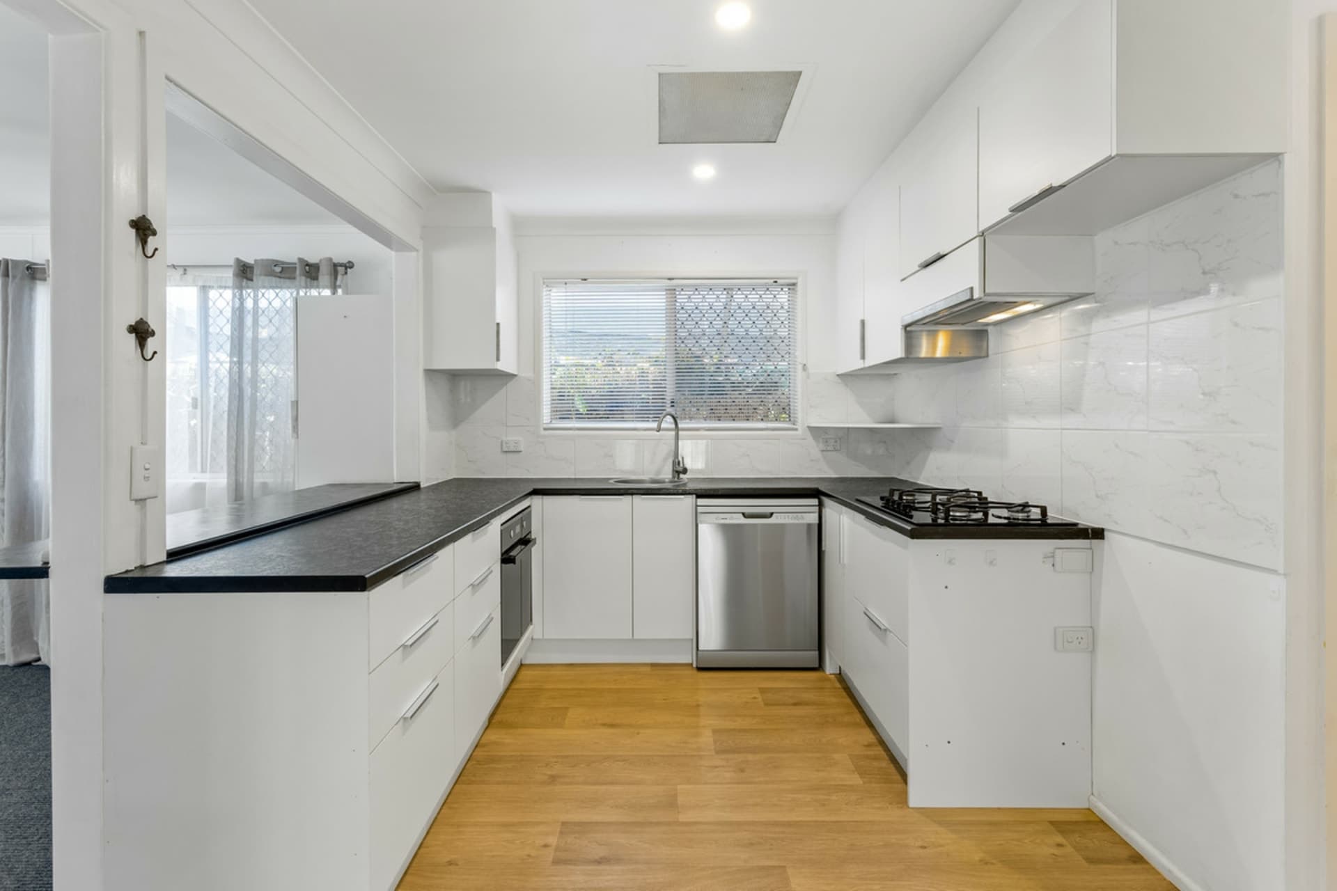 62 Beaufort Place Deception Bay QLD, Deception Bay - Thumbnail 4
