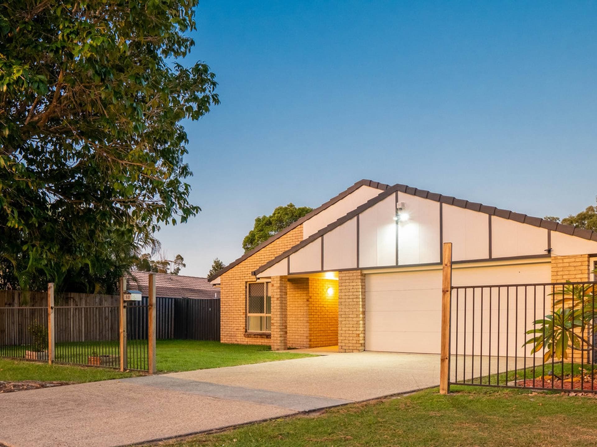 26 Kevin Street Deception Bay QLD, Deception Bay - Image 1
