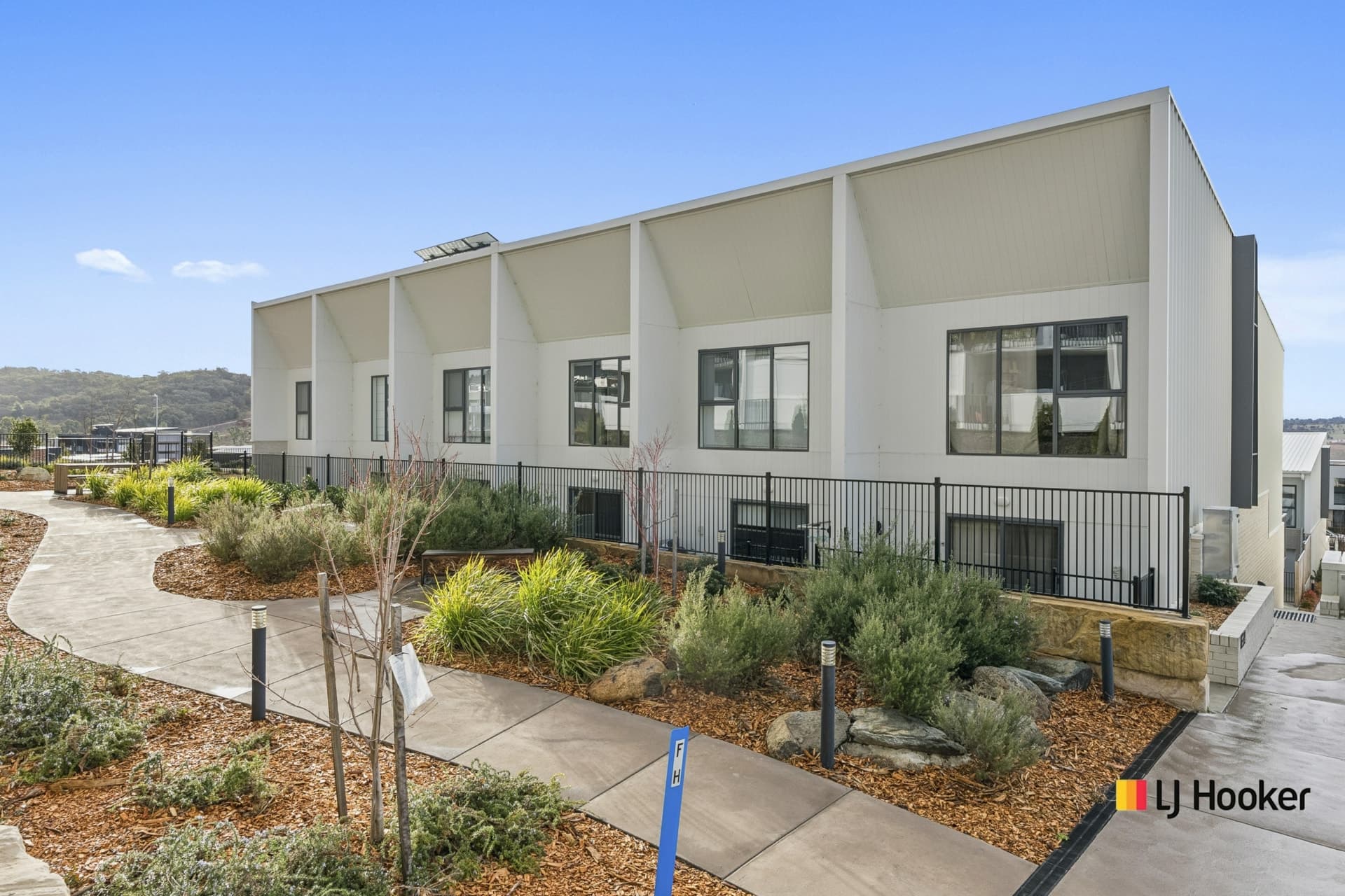 17/4 Martel Street Denman Prospect ACT, Denman Prospect - Thumbnail 2