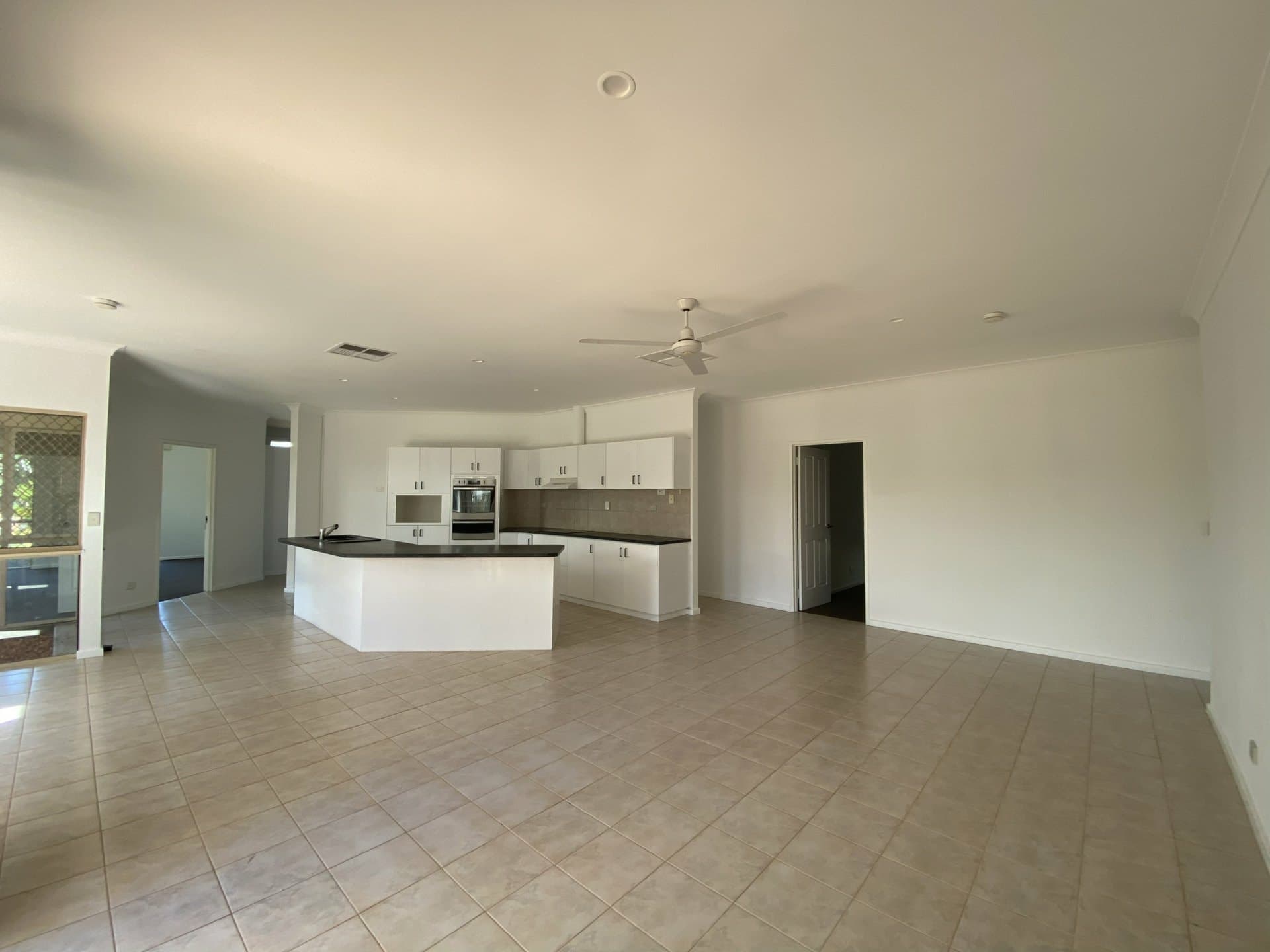 65 Cromwell Drive Desert Springs NT, Desert Springs - Thumbnail 8
