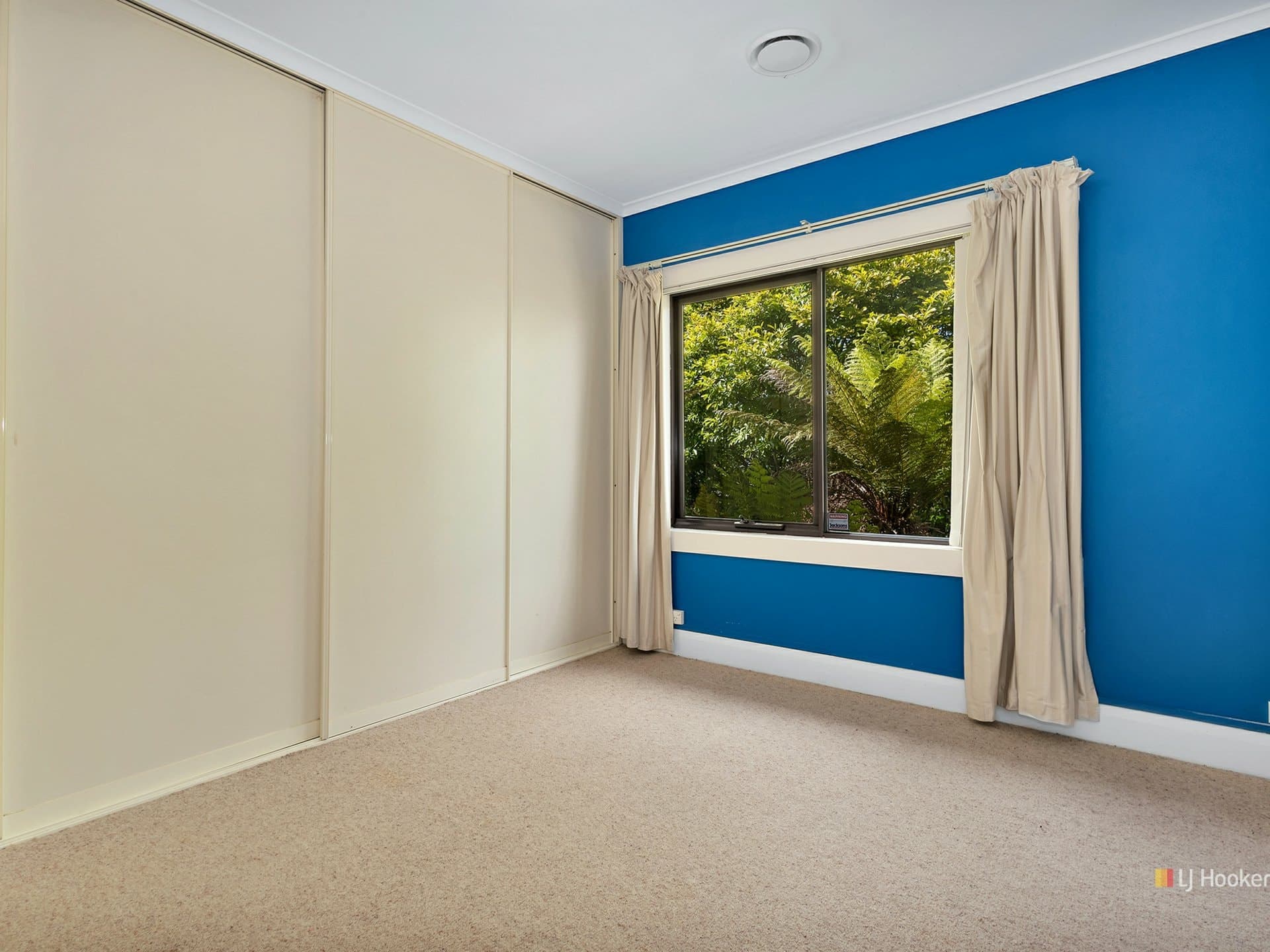 82 Hillcrest Road Devonport TAS, Devonport - Thumbnail 5