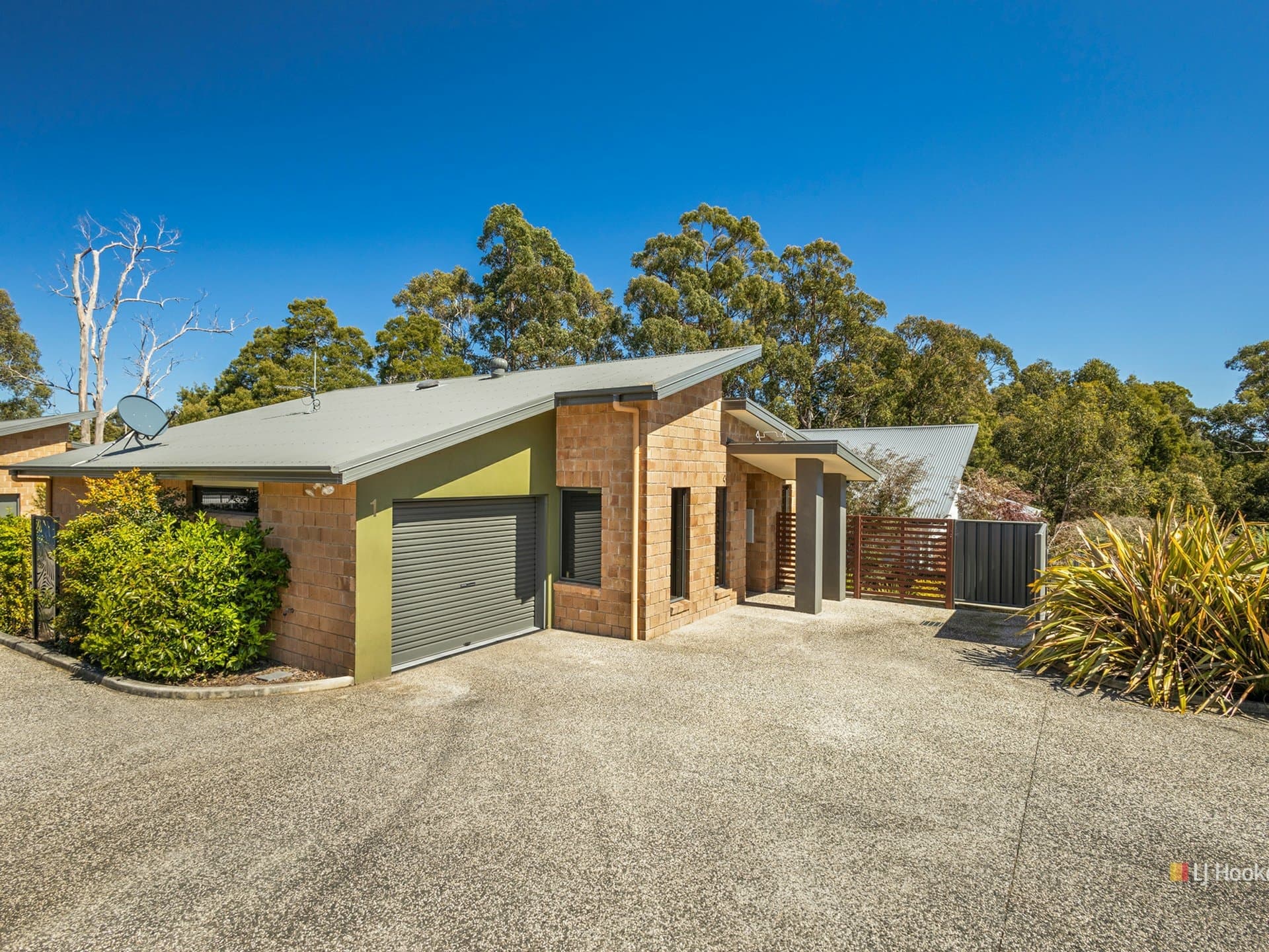 1/5 Erskine Way Devonport TAS, Devonport - Image 1