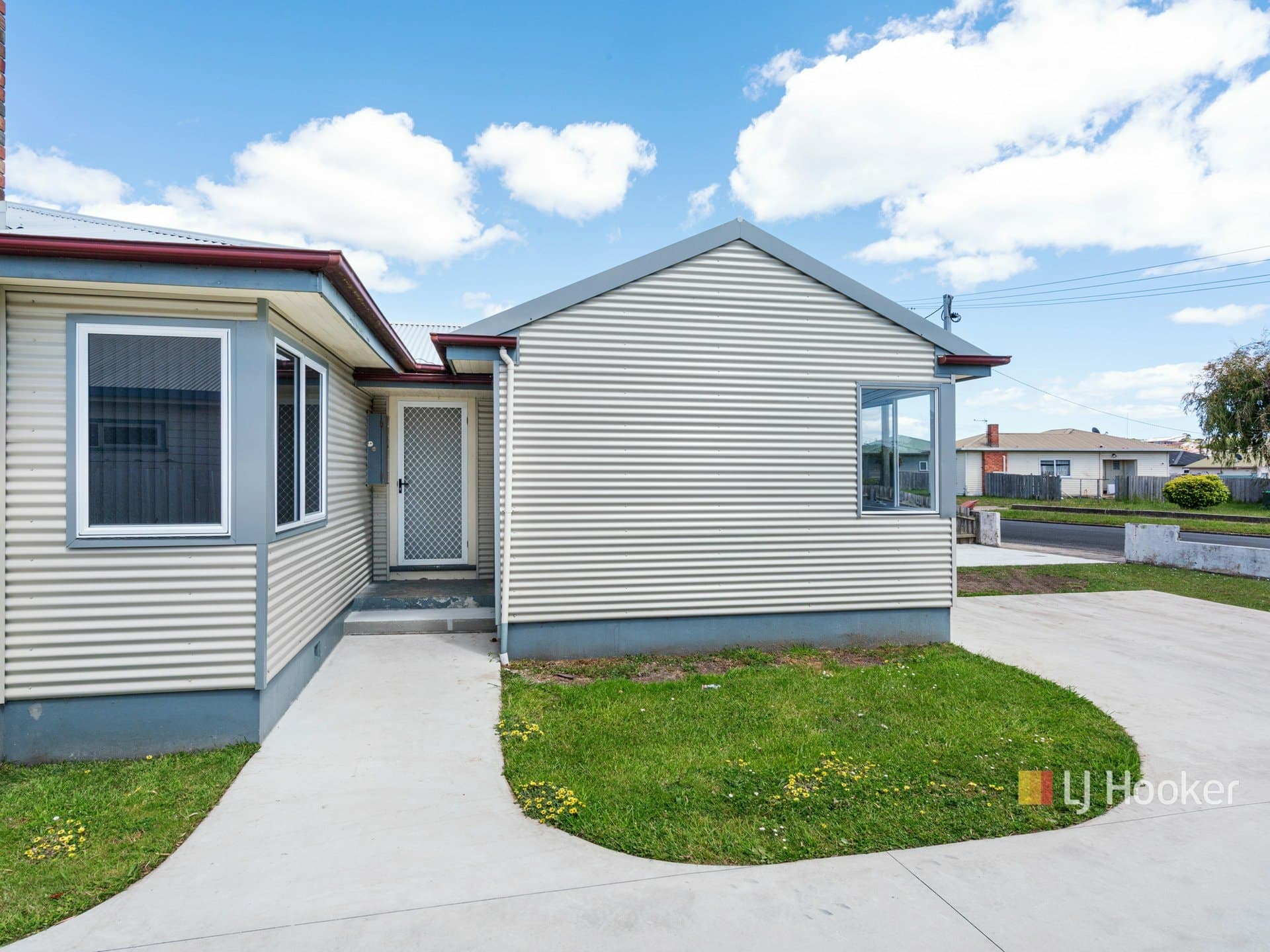 1/11 Maxwell Place Devonport TAS, Devonport - Image 1