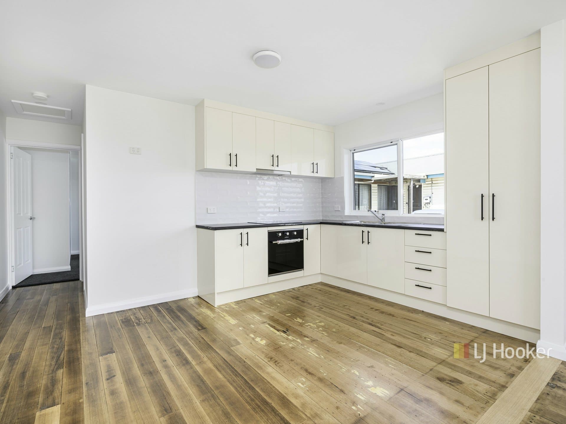 1/11 Maxwell Place Devonport TAS, Devonport - Thumbnail 3