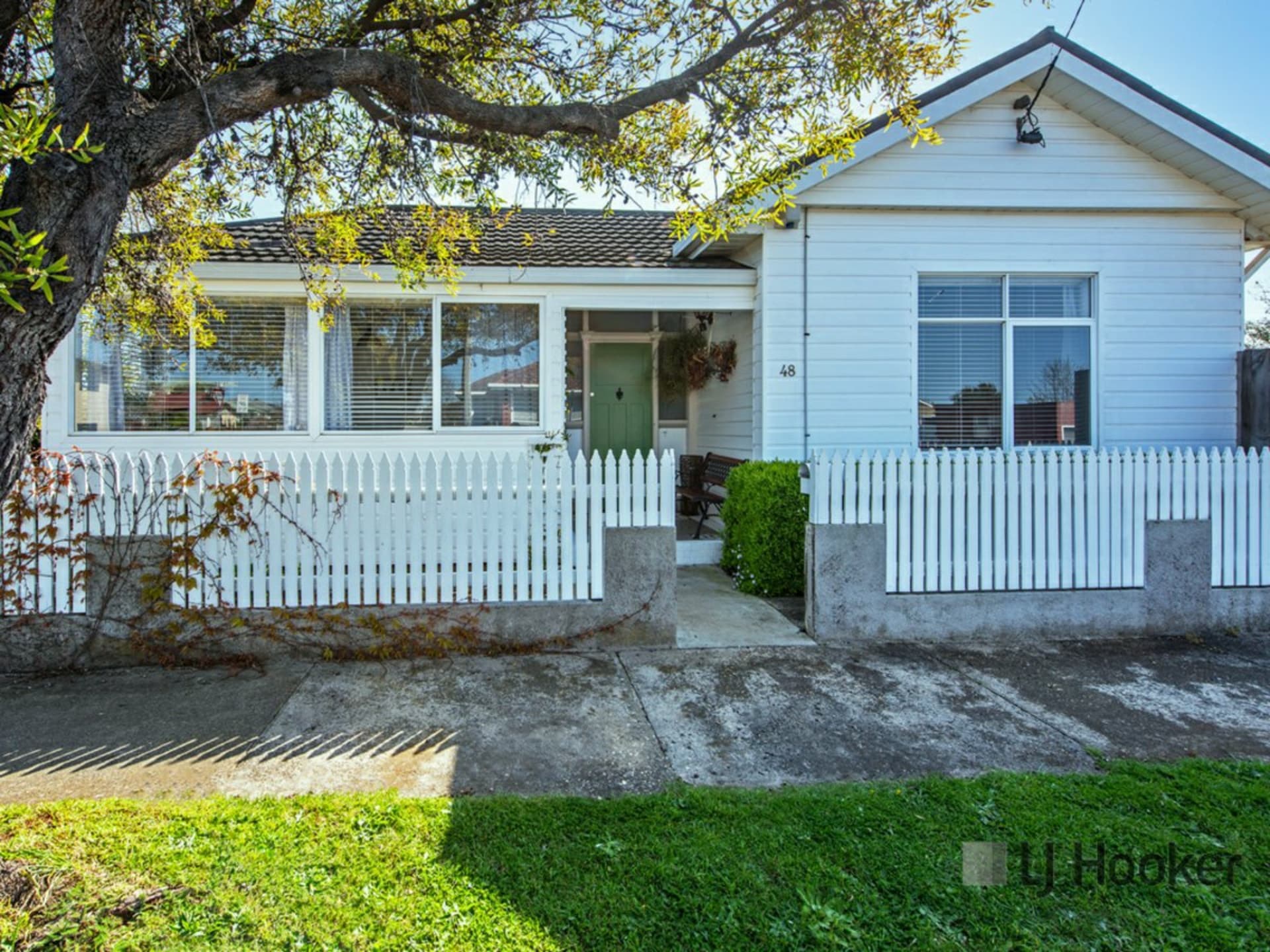 48 Hiller Street Devonport TAS, Devonport - Thumbnail 2