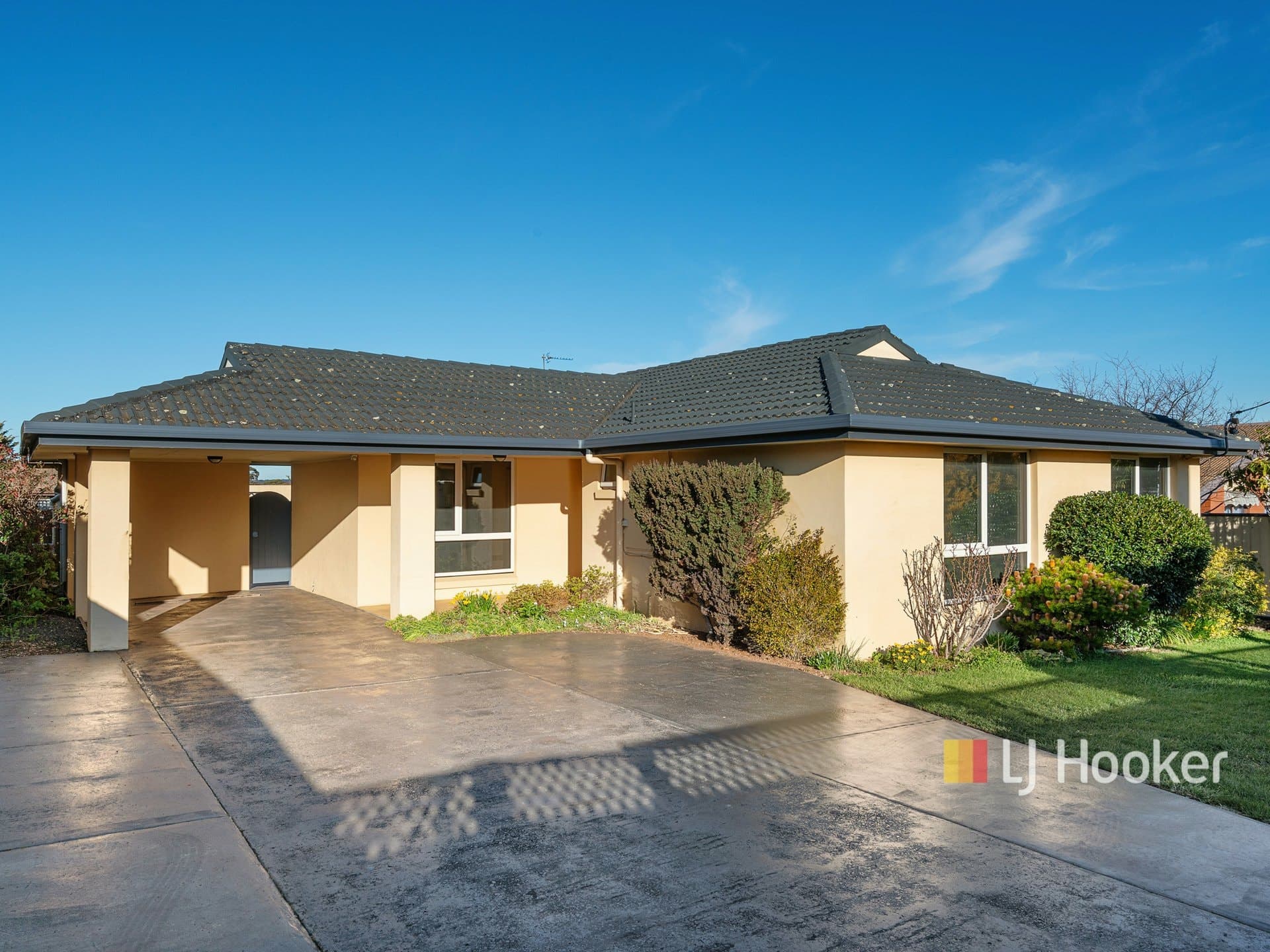 29 Lovett Street Devonport TAS, Devonport - Image 1