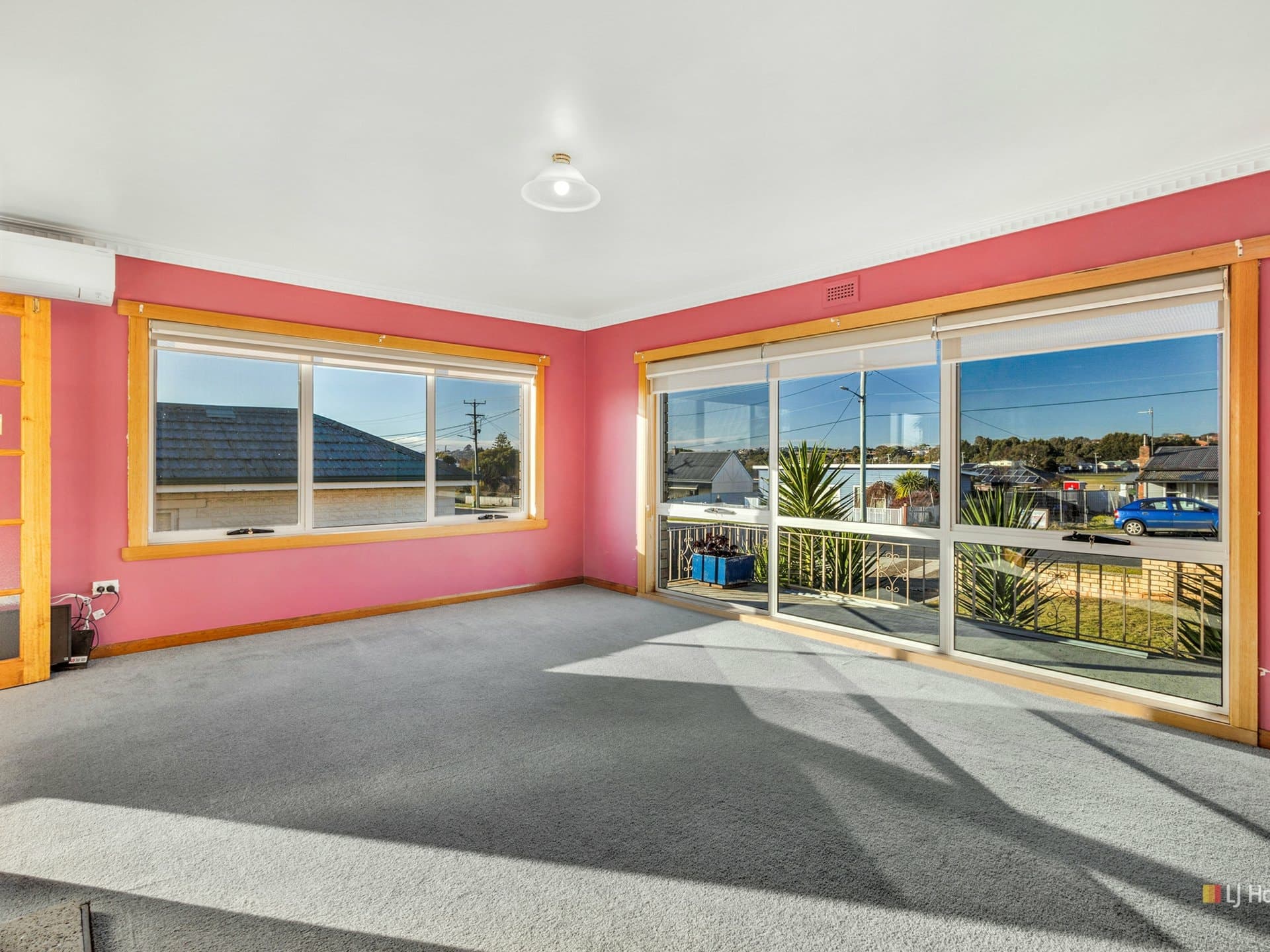24 Middle Road Devonport TAS, Devonport - Thumbnail 4