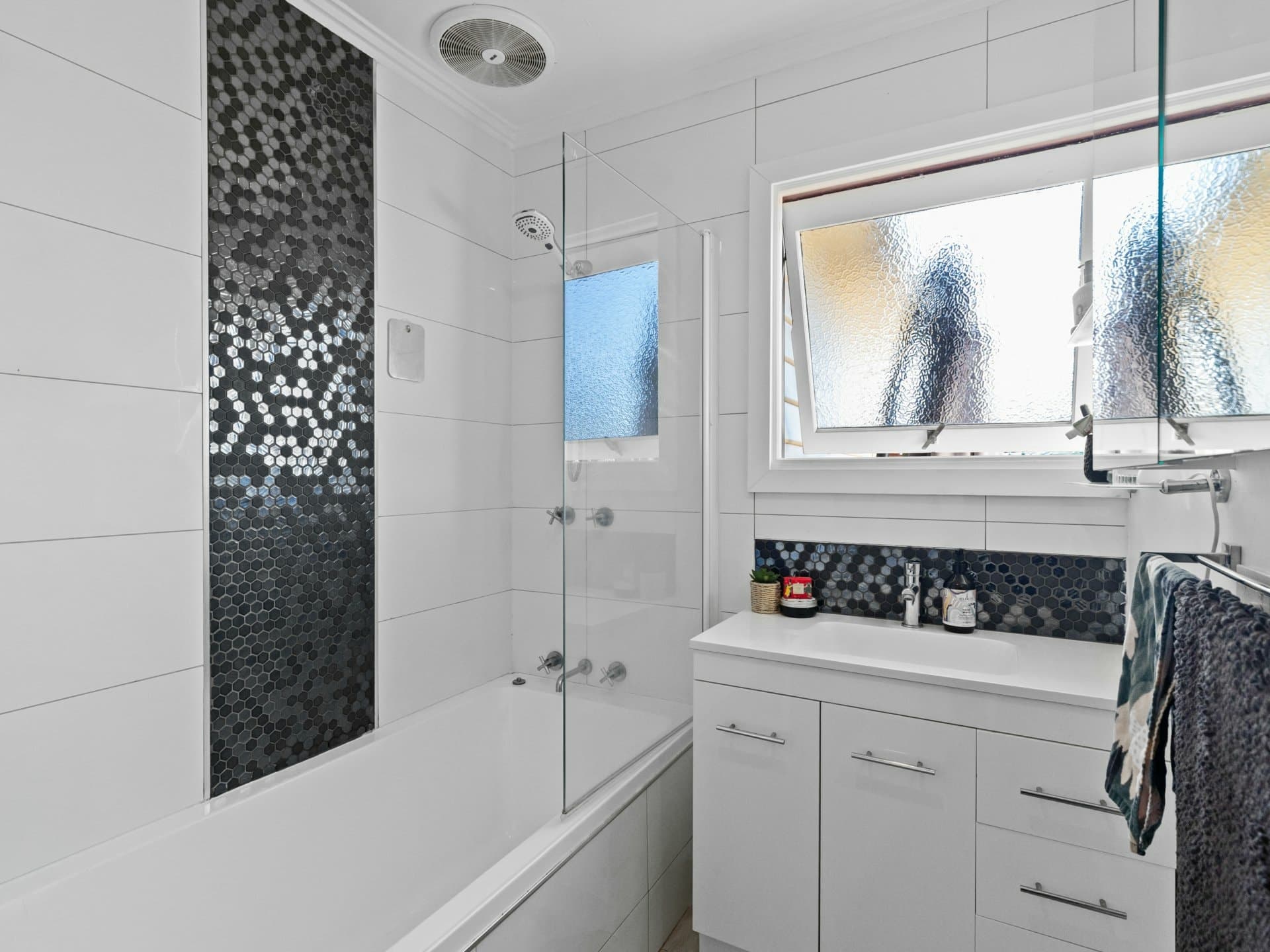 142 Madden Street Devonport TAS, Devonport - Thumbnail 7