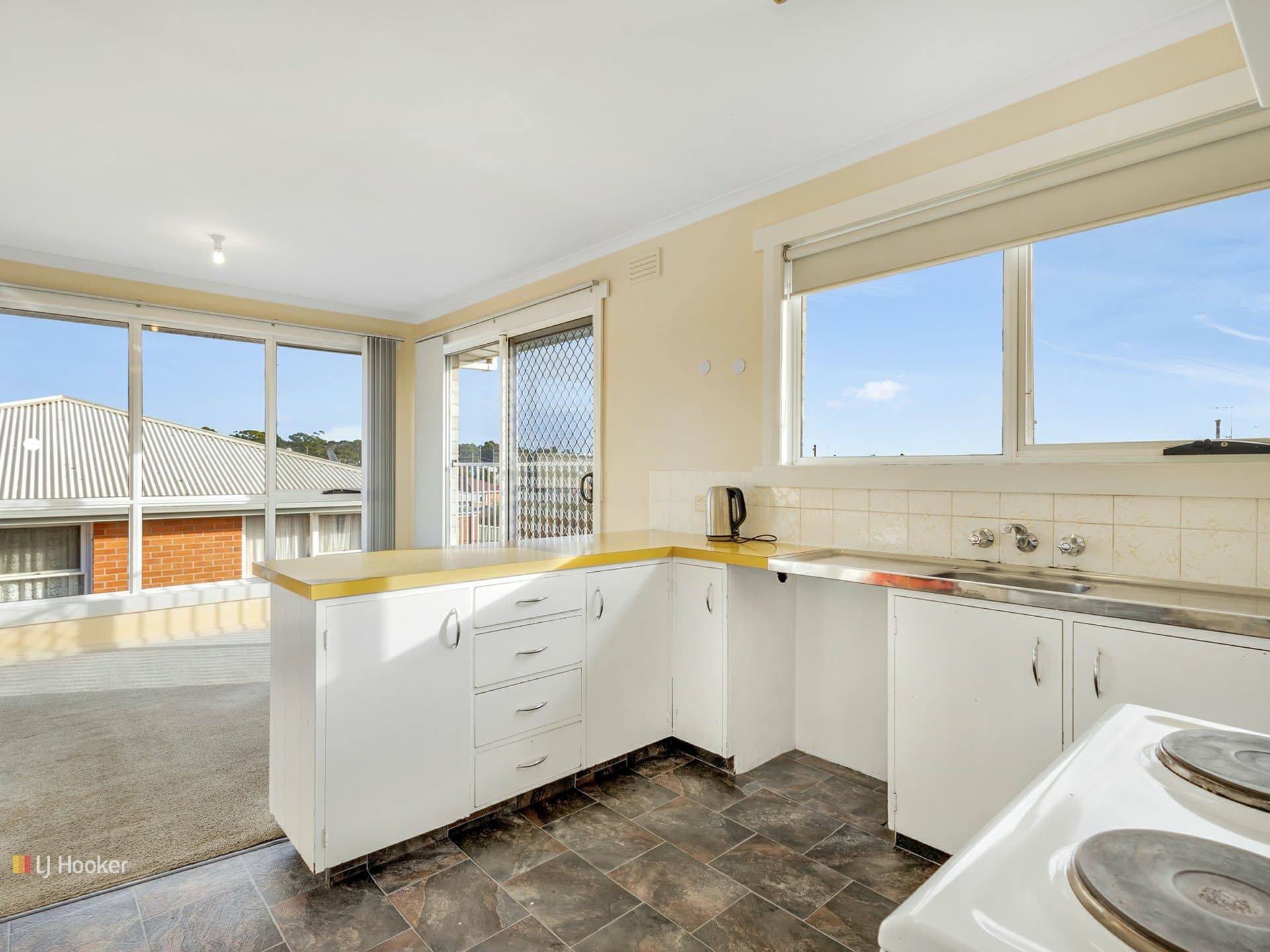 22 Croft Ave, Devonport, Devonport - Thumbnail 2