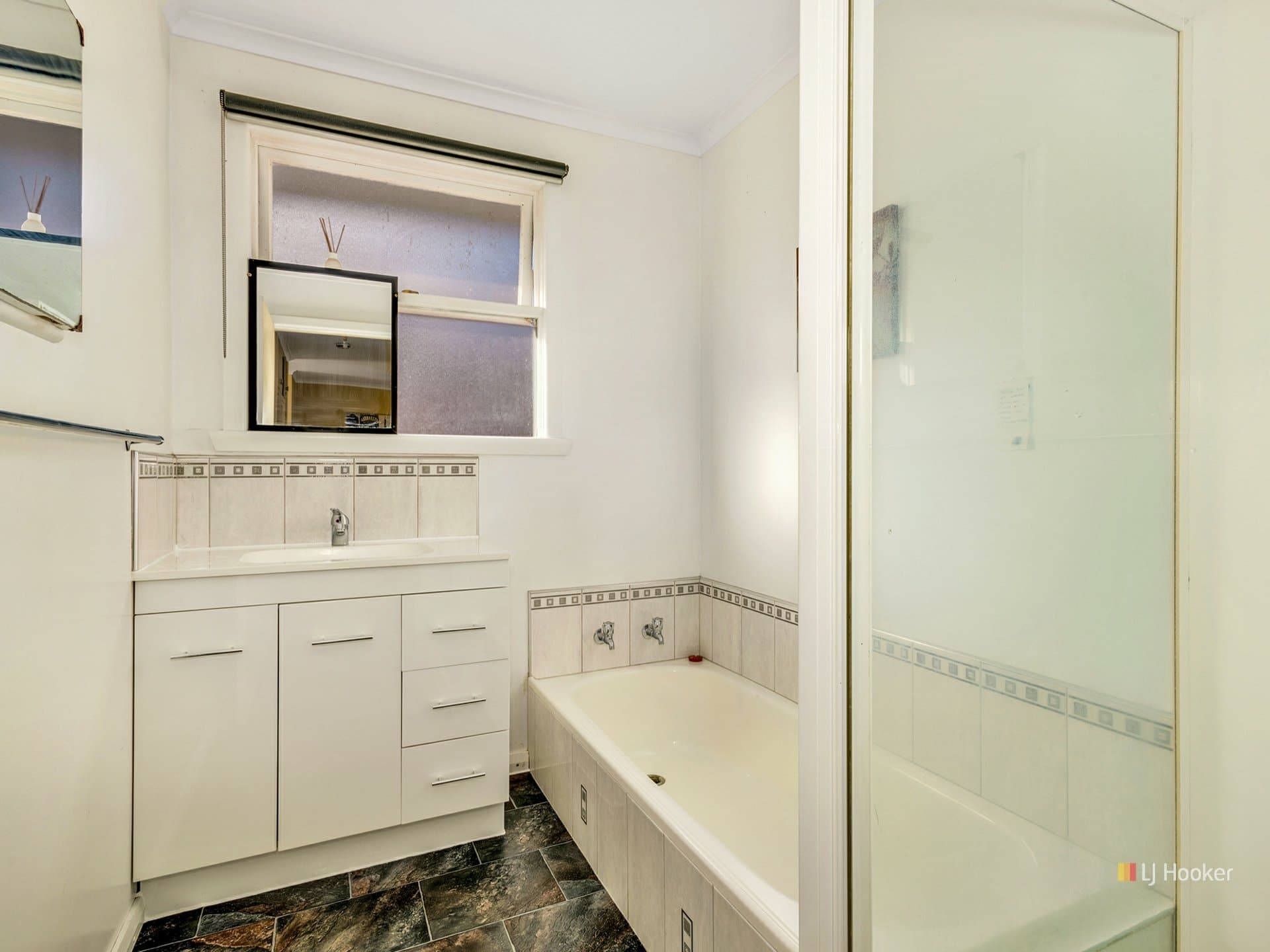 22 Croft Ave, Devonport, Devonport - Thumbnail 5