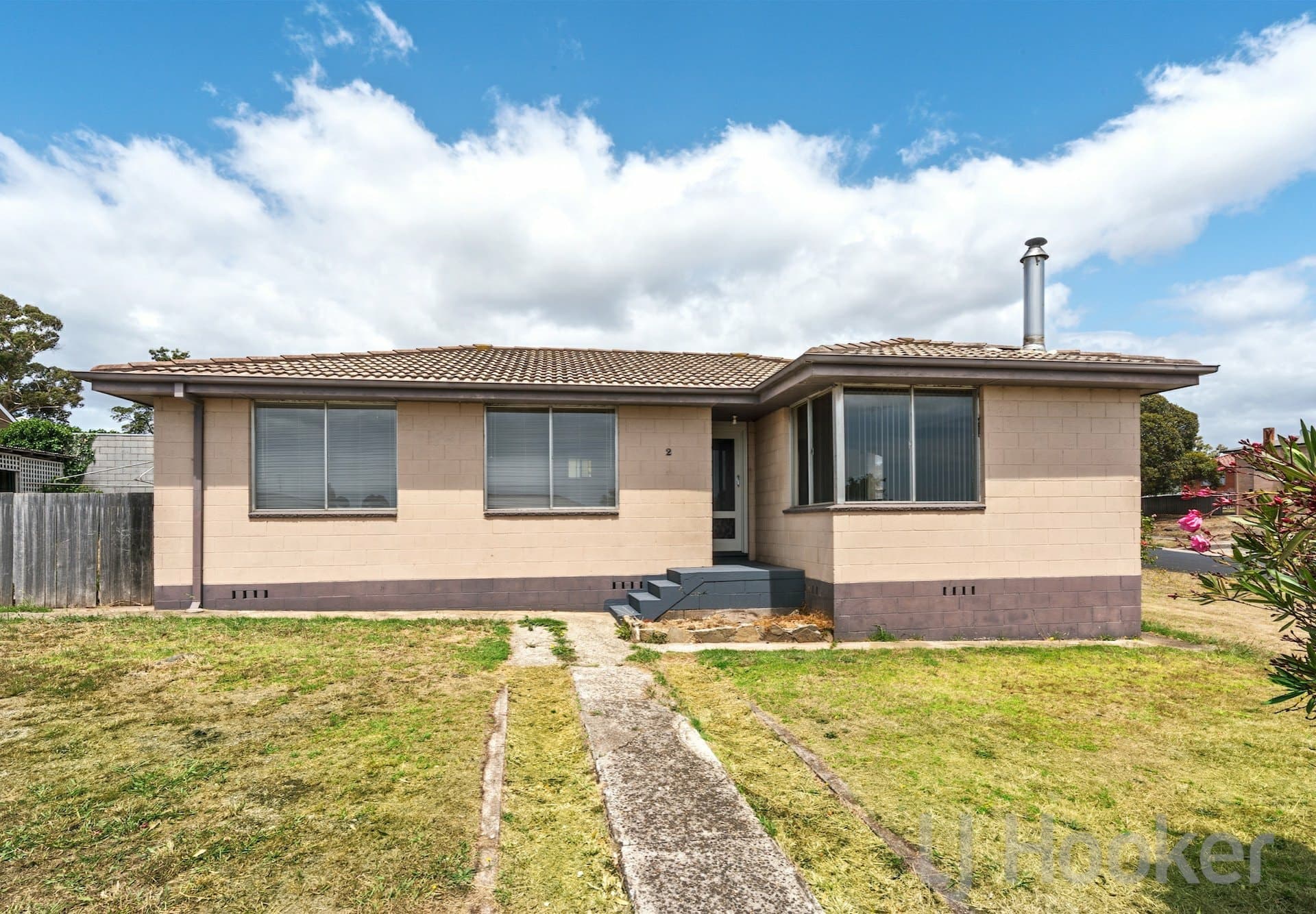 2 Harvil Way Devonport TAS, Devonport - Thumbnail 2