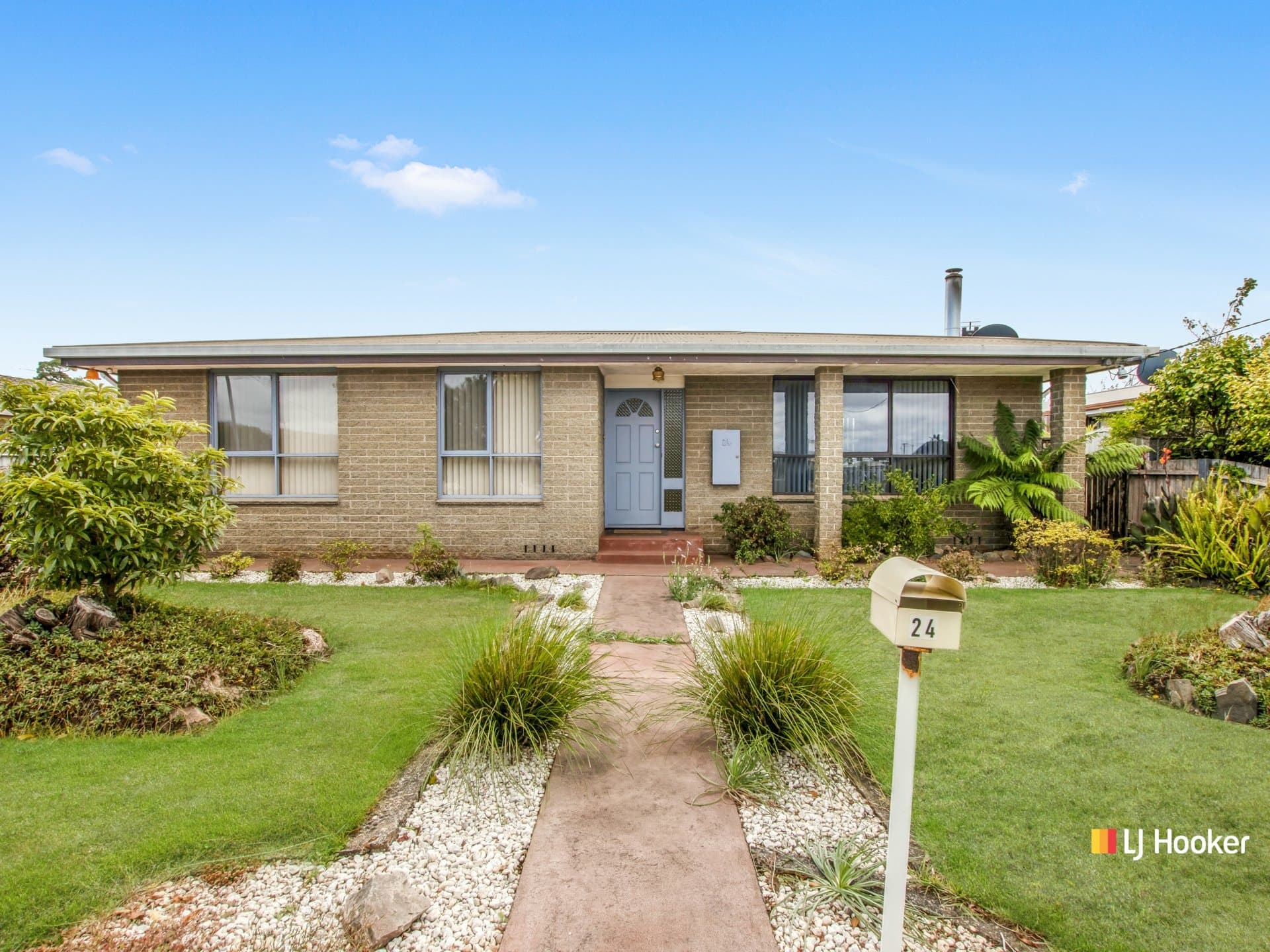 24 Charles Street Devonport TAS, Devonport - Image 1