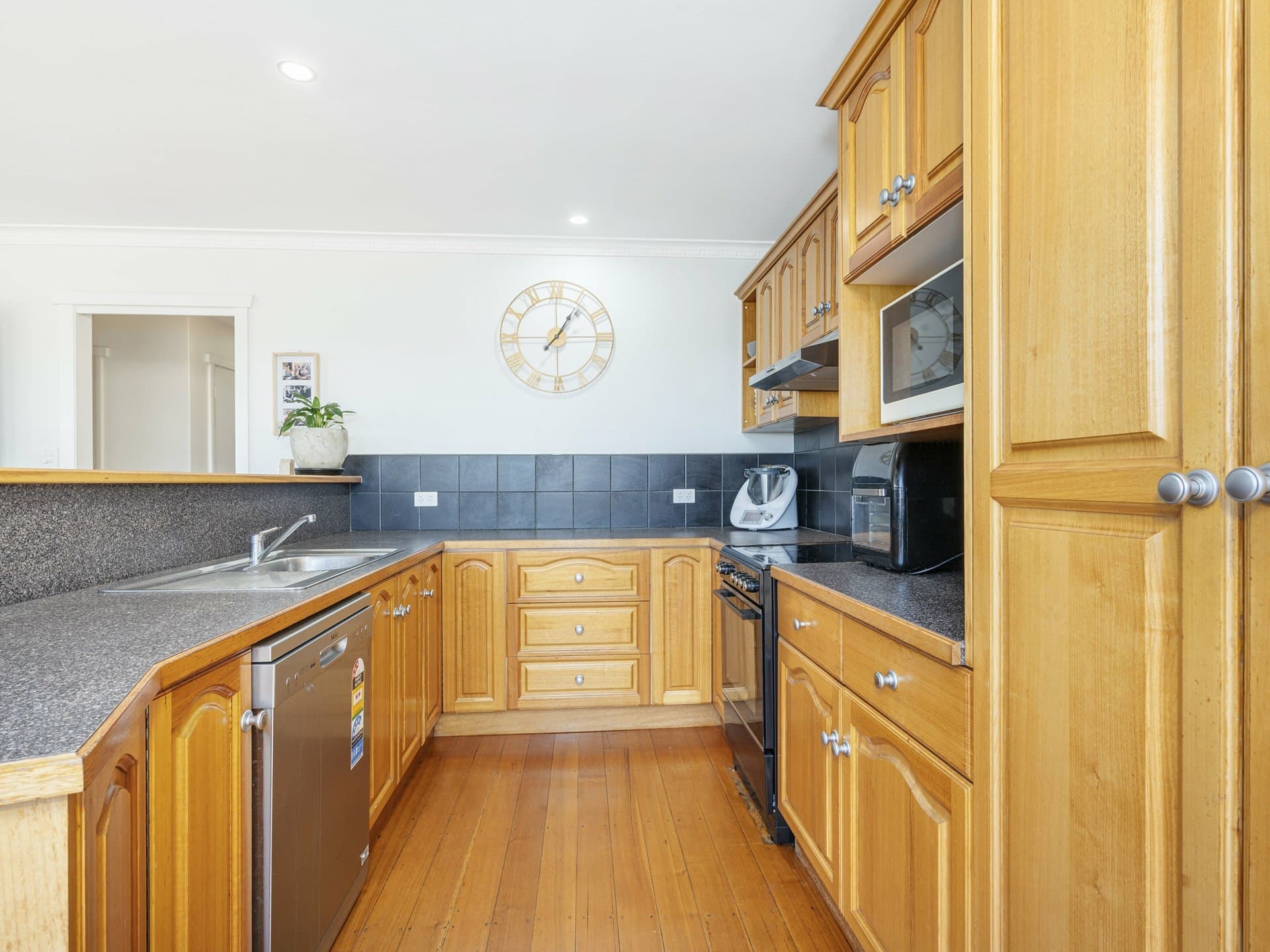 11 Rose Court Devonport TAS, Devonport - Thumbnail 4