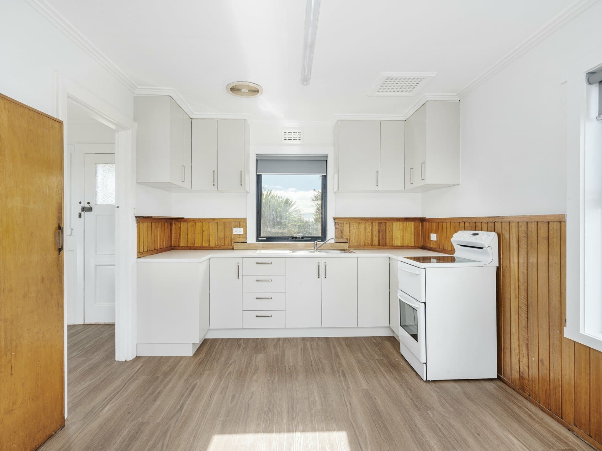 130 Parker Street Devonport TAS, Devonport - Thumbnail 3