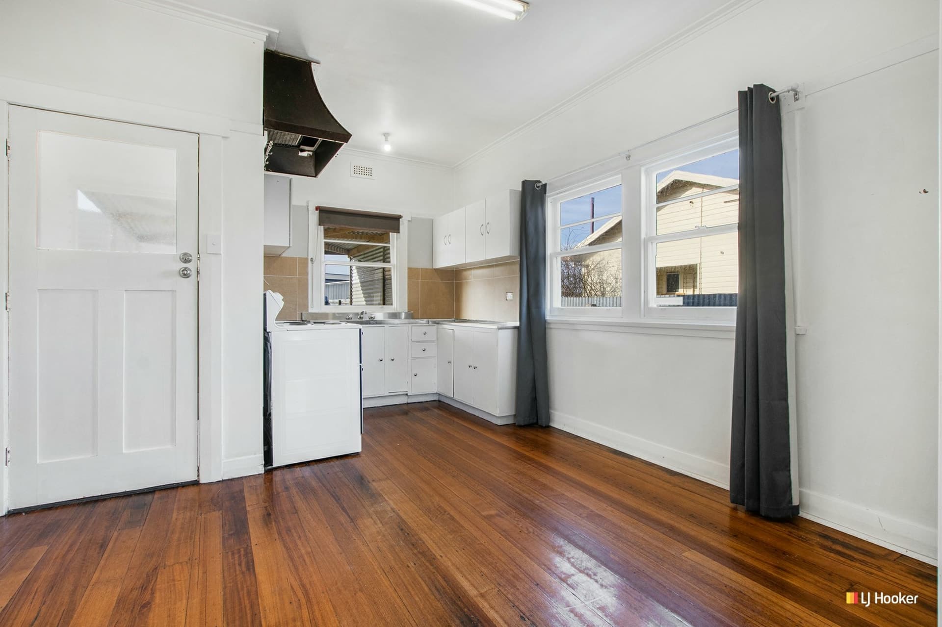 10 Ashgrove Street Devonport TAS, Devonport - Thumbnail 3