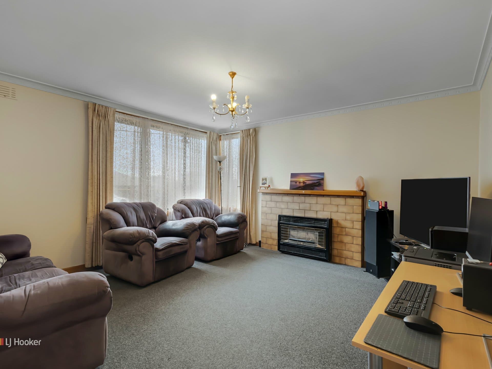 82 Nixon Street Devonport TAS, Devonport - Thumbnail 4