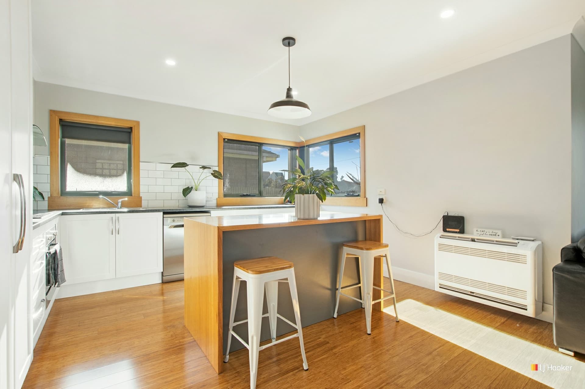 15 Gunn Street Devonport TAS, Devonport - Thumbnail 3