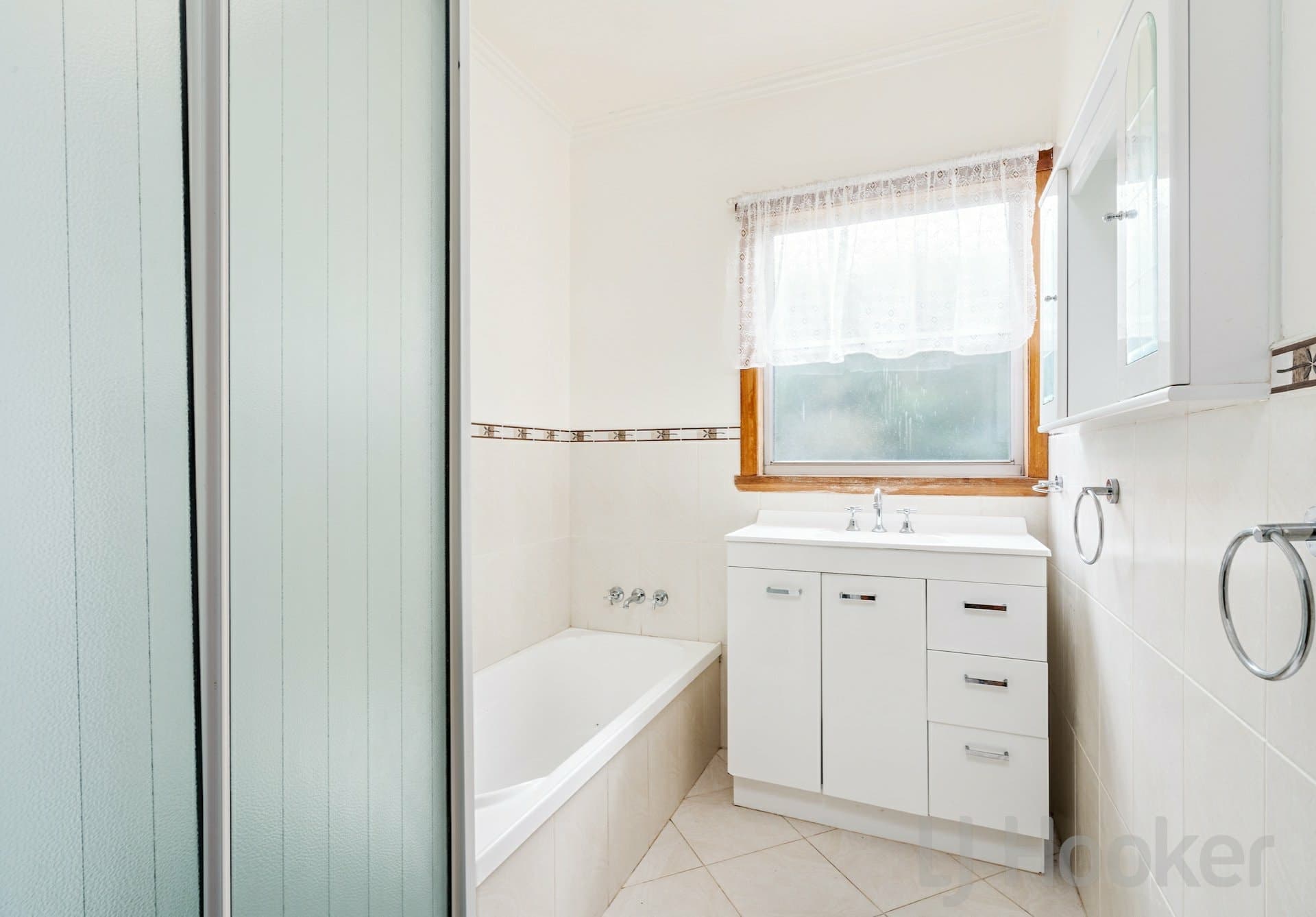 98 Madden Street Devonport TAS, Devonport - Thumbnail 5