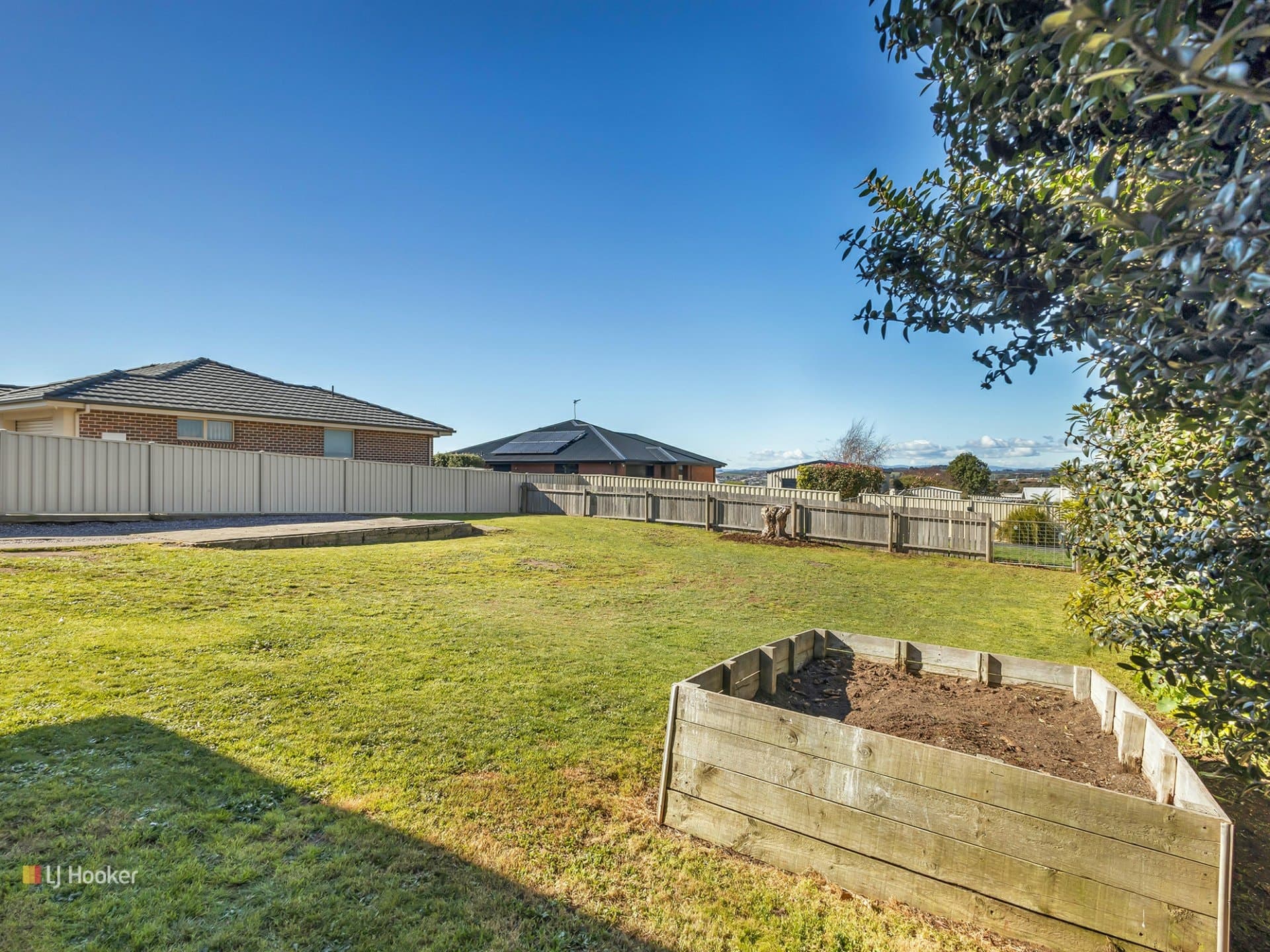 53 Middle Road Devonport TAS, Devonport - Image 1