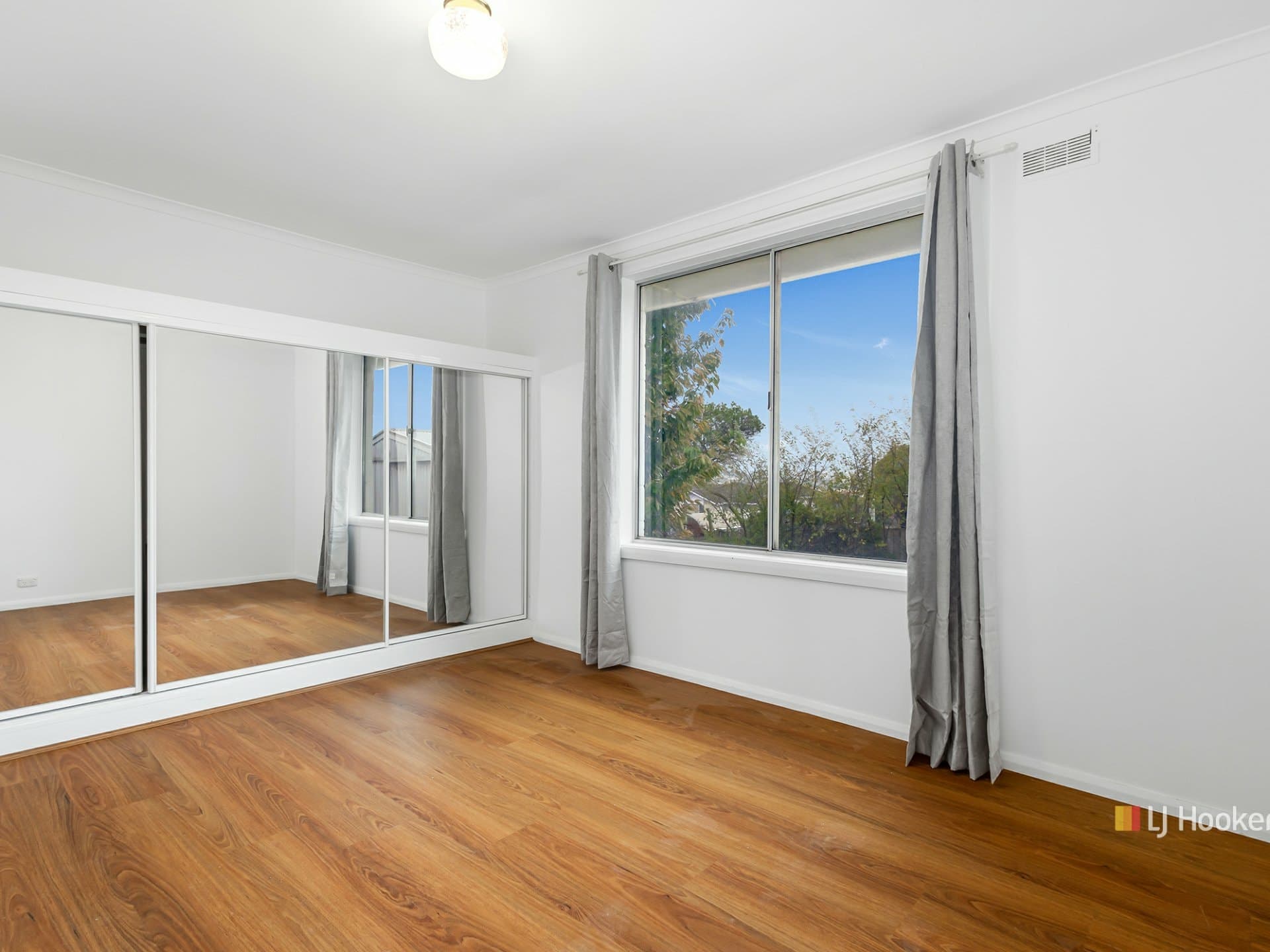 24 Morris Avenue Devonport TAS, Devonport - Image 1