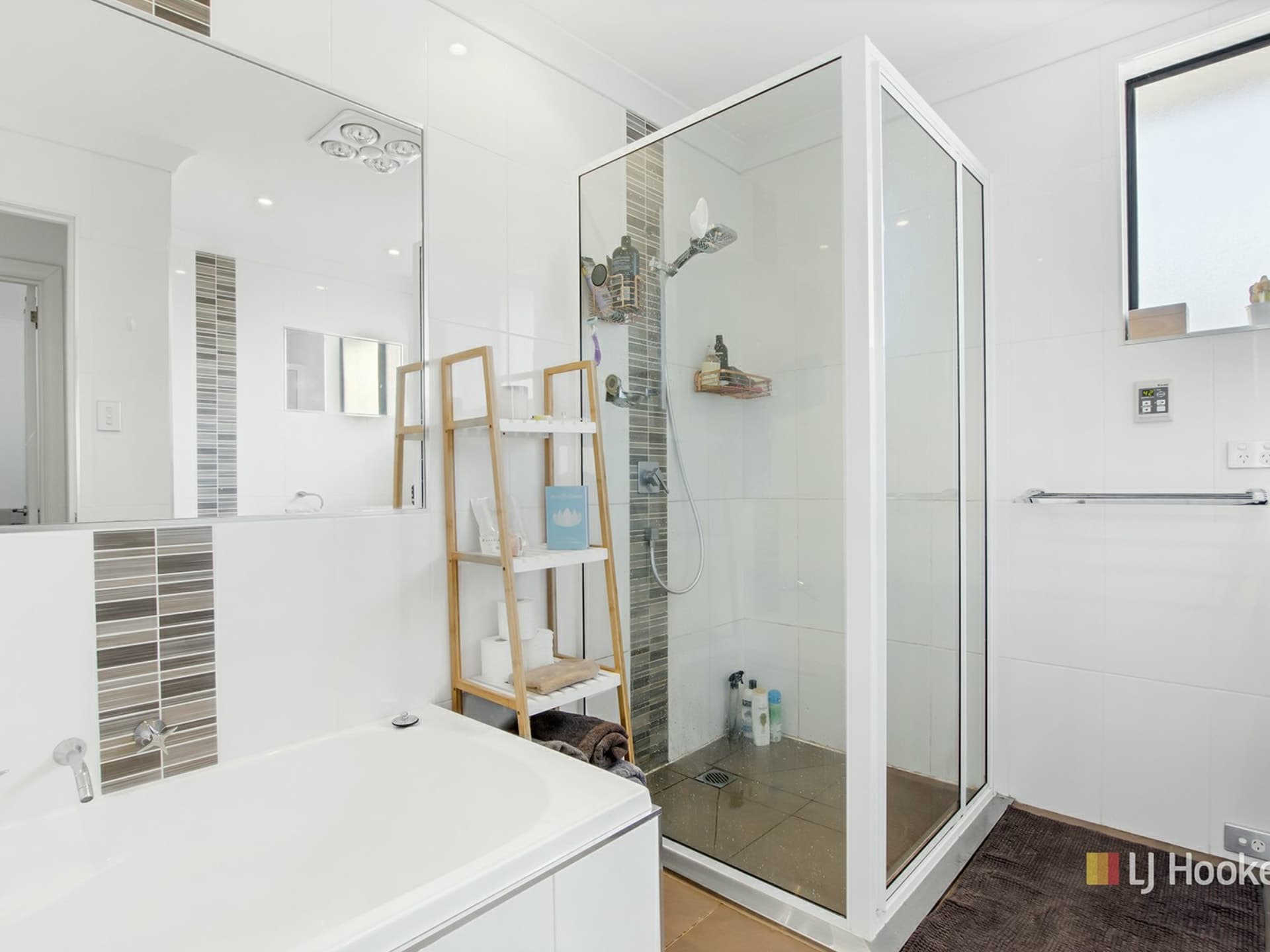 86 Nixon Street Devonport TAS, Devonport - Thumbnail 5