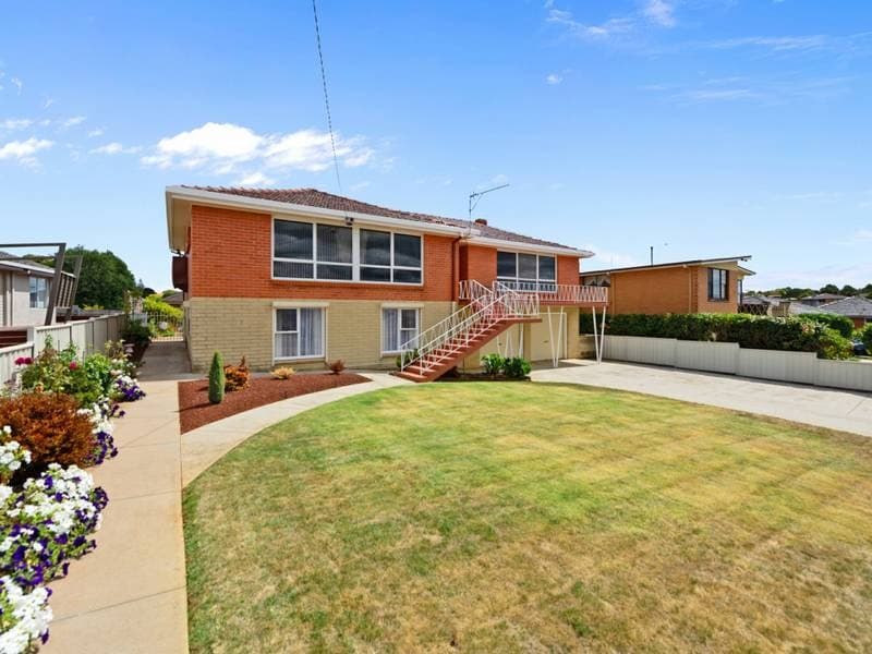 70 Percy Street Devonport TAS, Devonport - Thumbnail 2