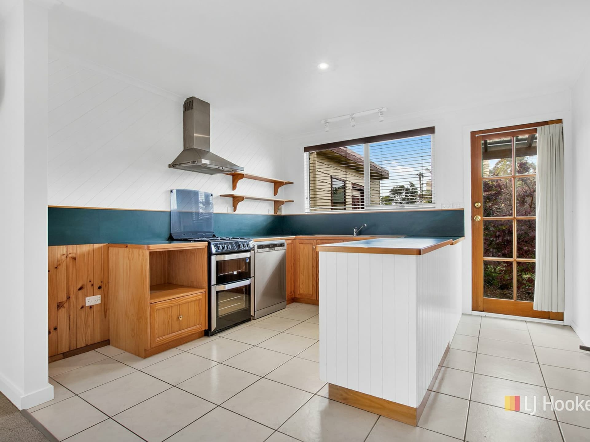 30 Turton Street Devonport TAS, Devonport - Thumbnail 3