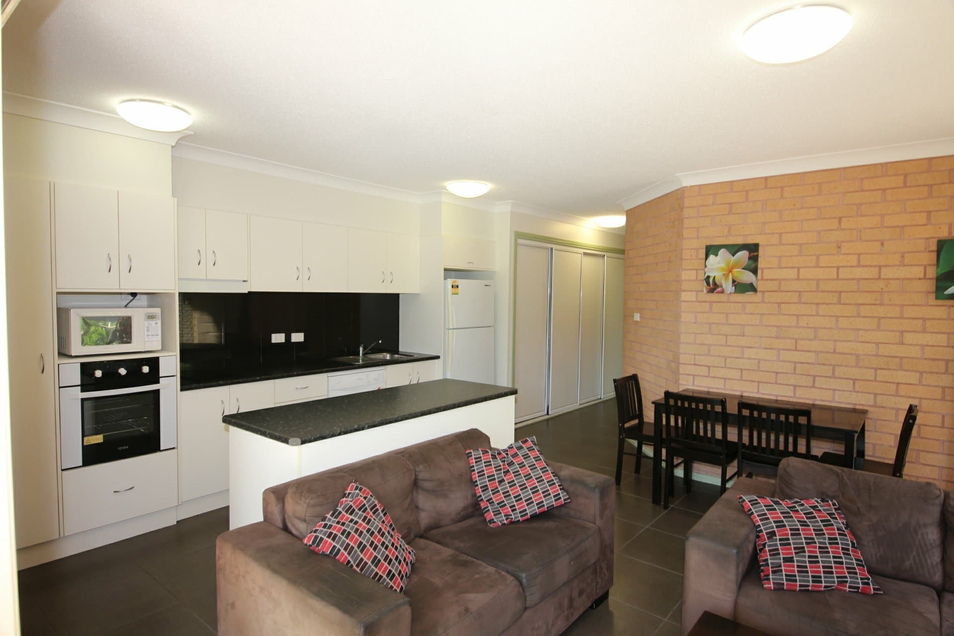Unit 3/24 Jubilee Parade, Diamond Beach, Diamond Beach - Thumbnail 2