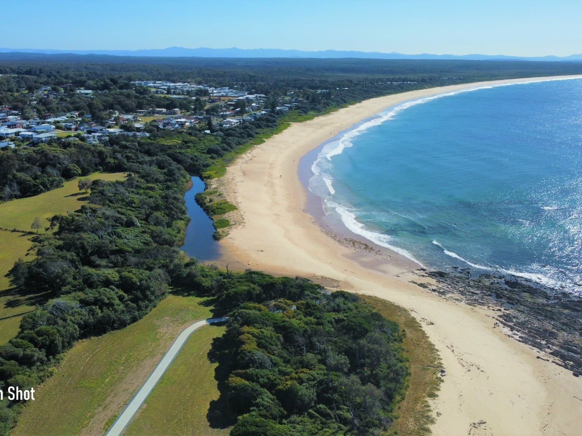 Apartment 7/18 Whales Parade, Diamond Beach, Diamond Beach - Image 1