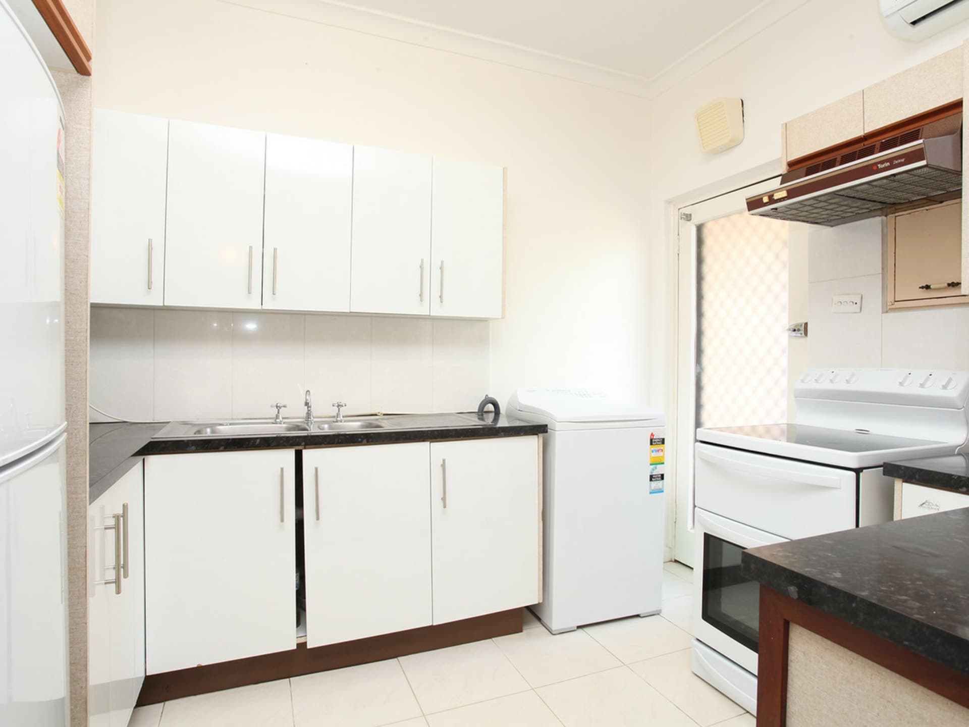 5A/92 Alexander Drive Dianella WA, Dianella - Thumbnail 3