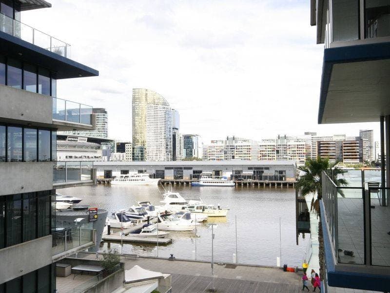 306/30 Rakaia Way Docklands VIC, Docklands - Image 1