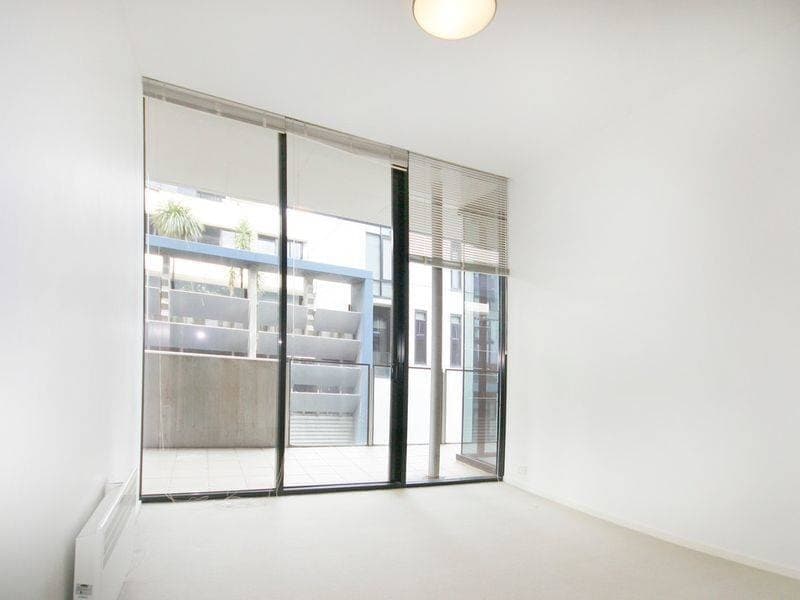 306/30 Rakaia Way Docklands VIC, Docklands - Thumbnail 4