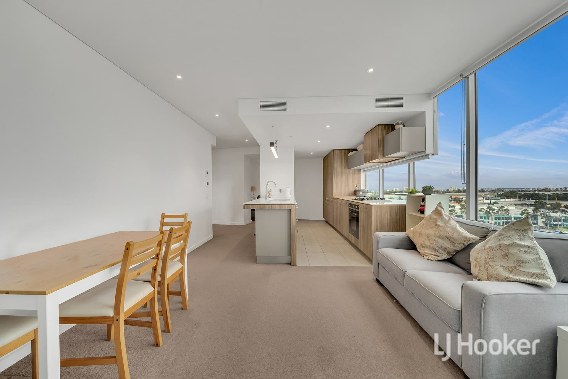1101/81 South Wharf Drive Docklands VIC, Docklands - Thumbnail 3
