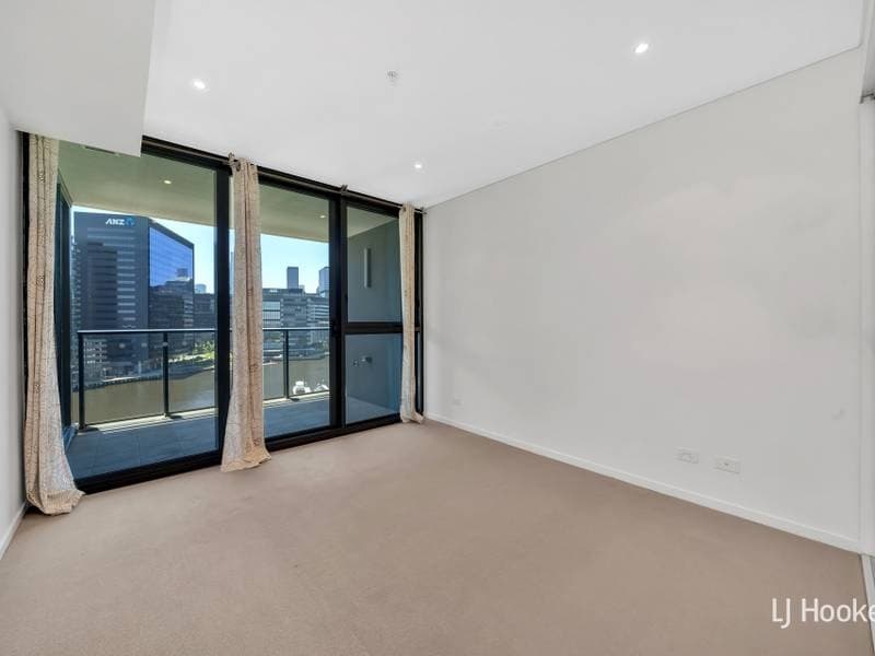 1005/1 Point Park Crescent Docklands VIC, Docklands - Thumbnail 6