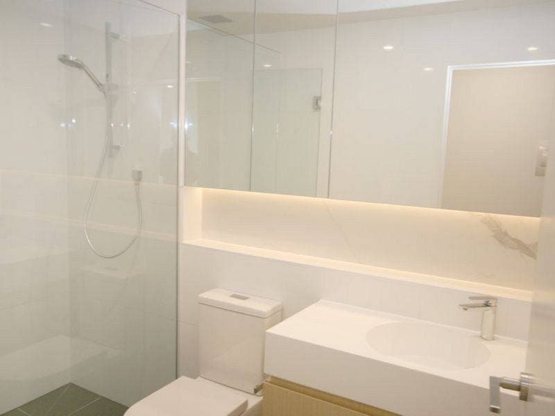 303/20, Doncaster - Image 1