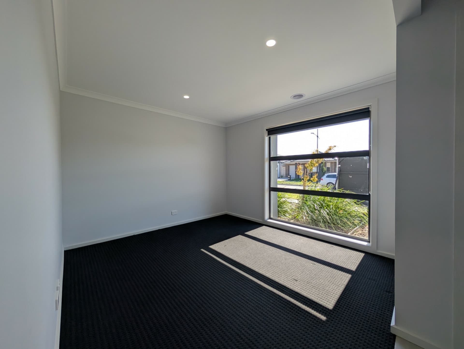 14 Rochford Drive Donnybrook VIC, Donnybrook - Thumbnail 4