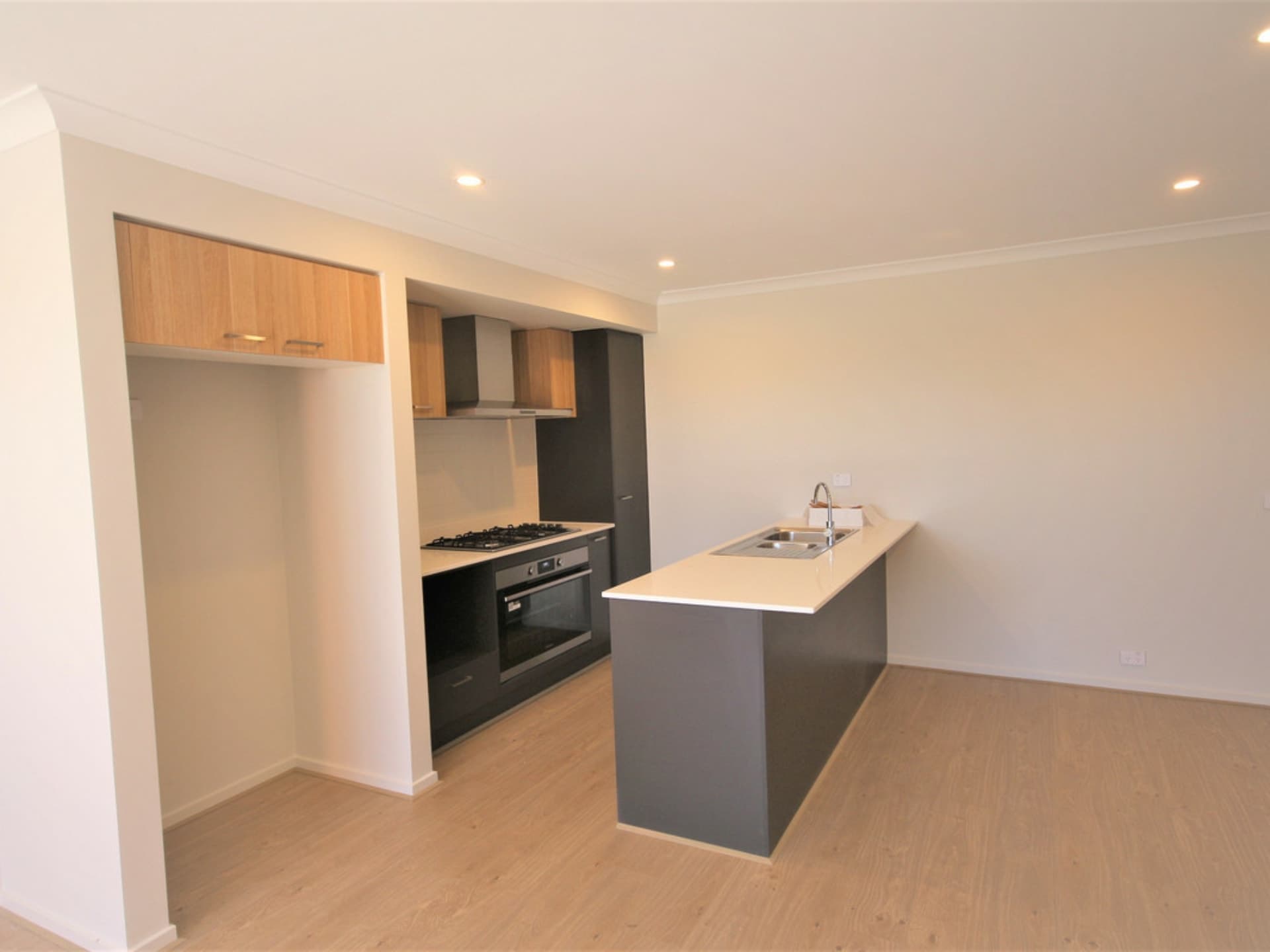 43 Rochford Drive Donnybrook VIC, Donnybrook - Thumbnail 4