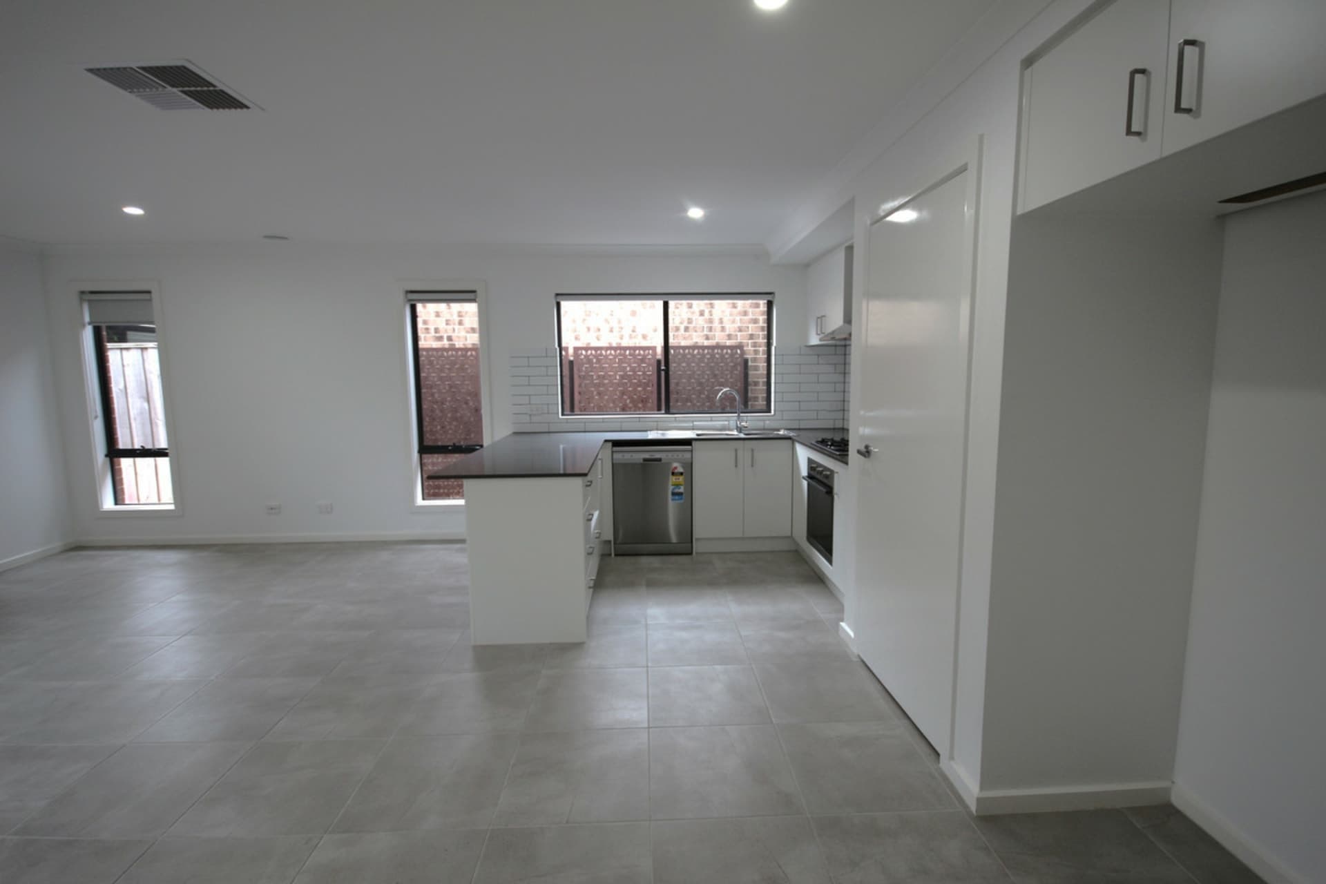 6 Wattle Street Donnybrook VIC, Donnybrook - Thumbnail 5