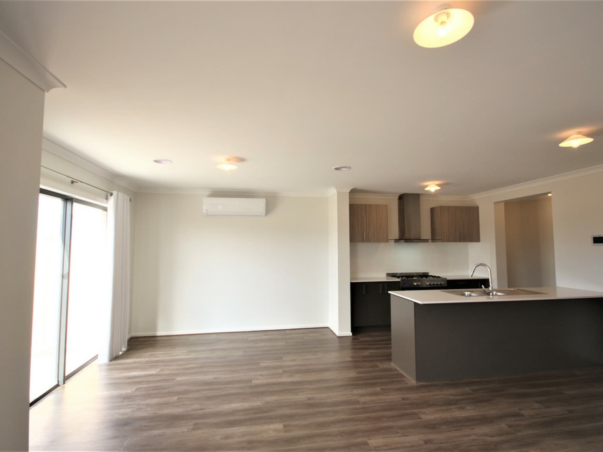 21 Rochford Drive Donnybrook VIC, Donnybrook - Thumbnail 5