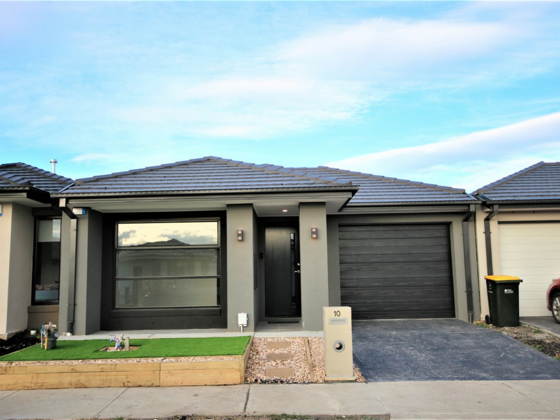 10 Luppino Street Donnybrook VIC, Donnybrook - Thumbnail 2