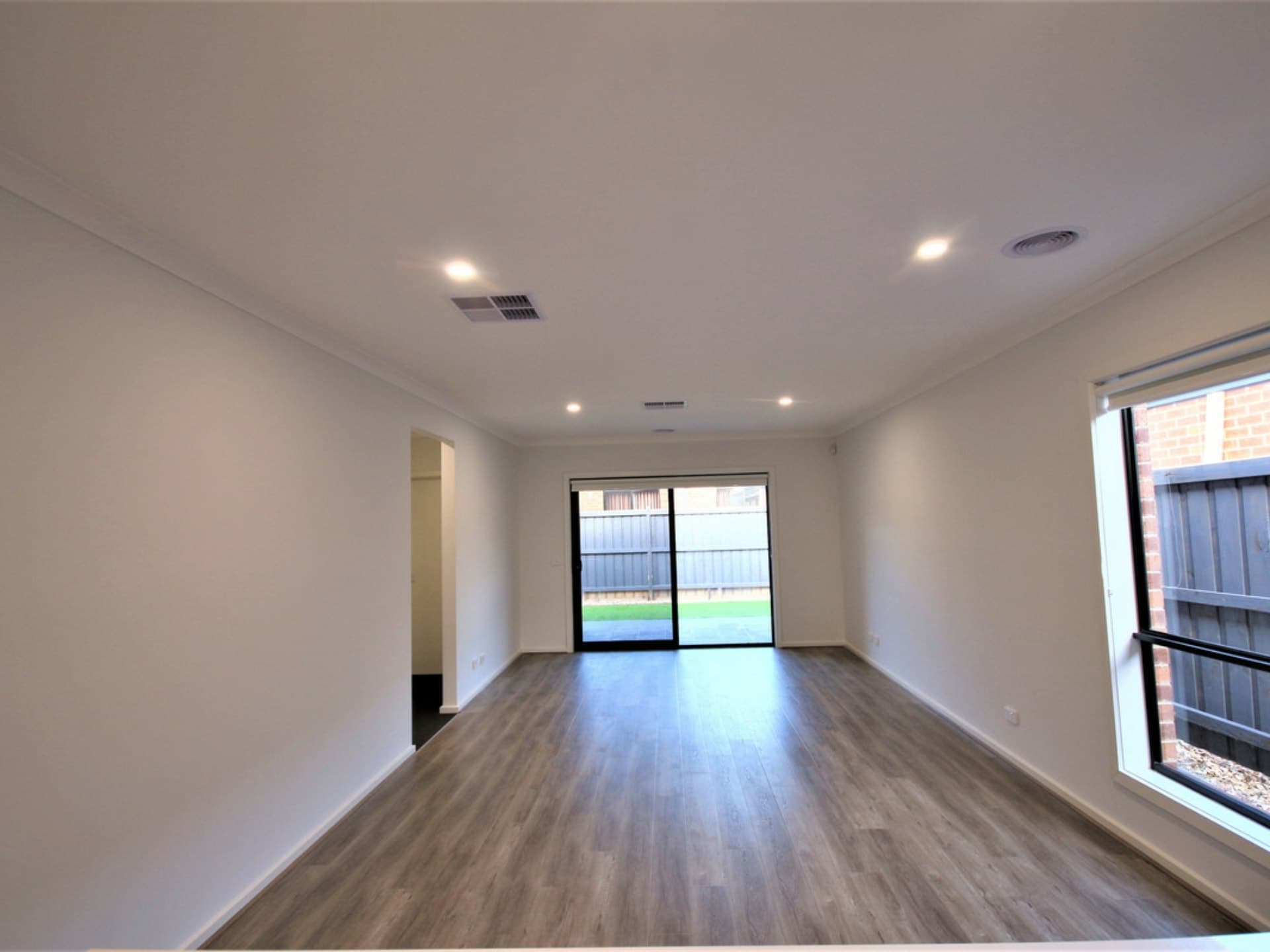 10 Luppino Street Donnybrook VIC, Donnybrook - Thumbnail 4
