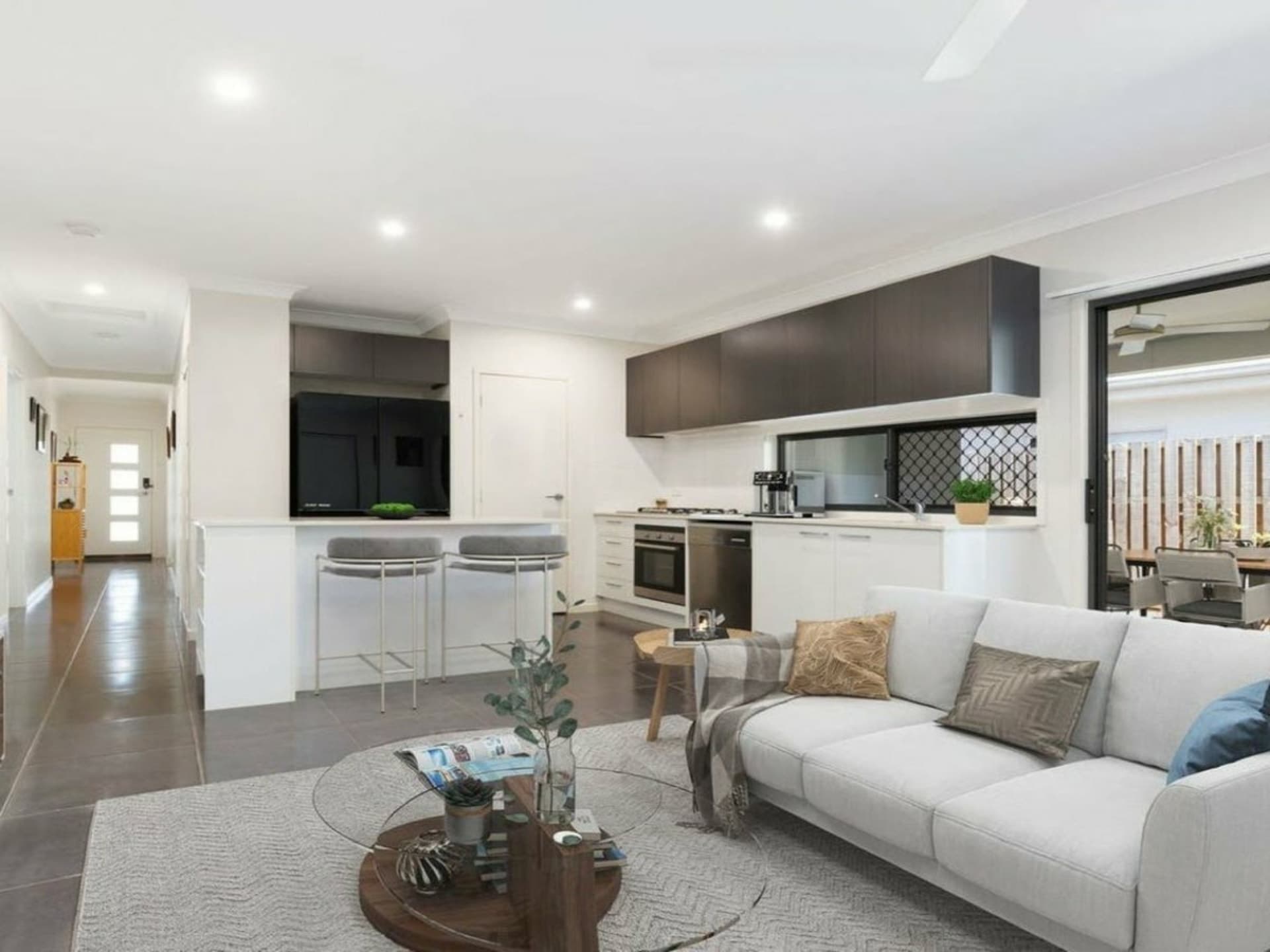 9 Redhead street Doolandella QLD, Doolandella - Thumbnail 2