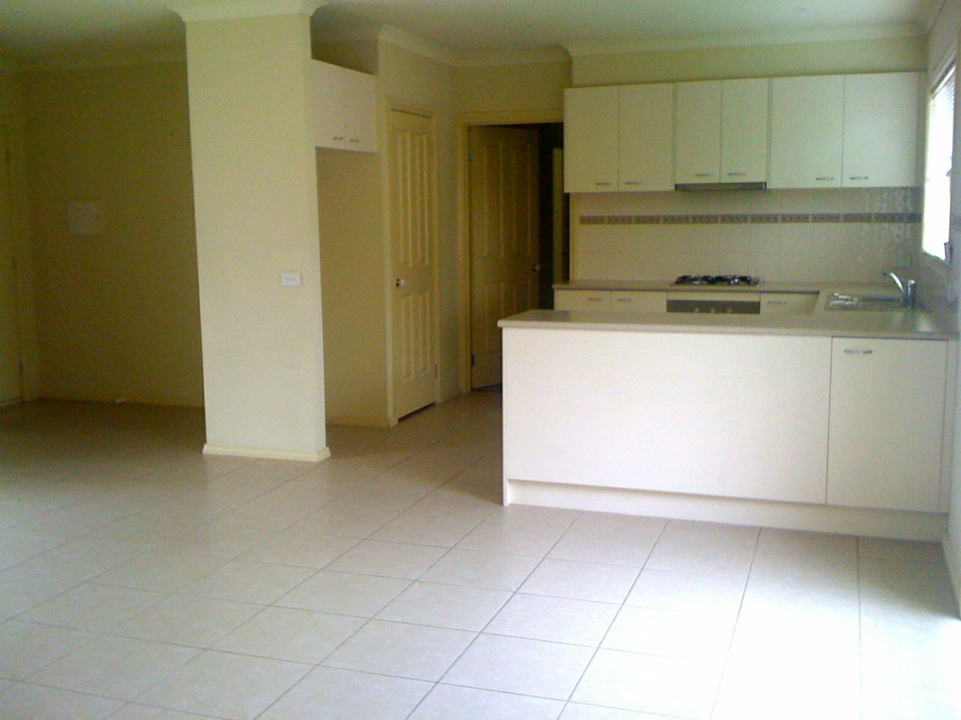 2/6 Waratah Street Doveton VIC, Doveton - Thumbnail 4