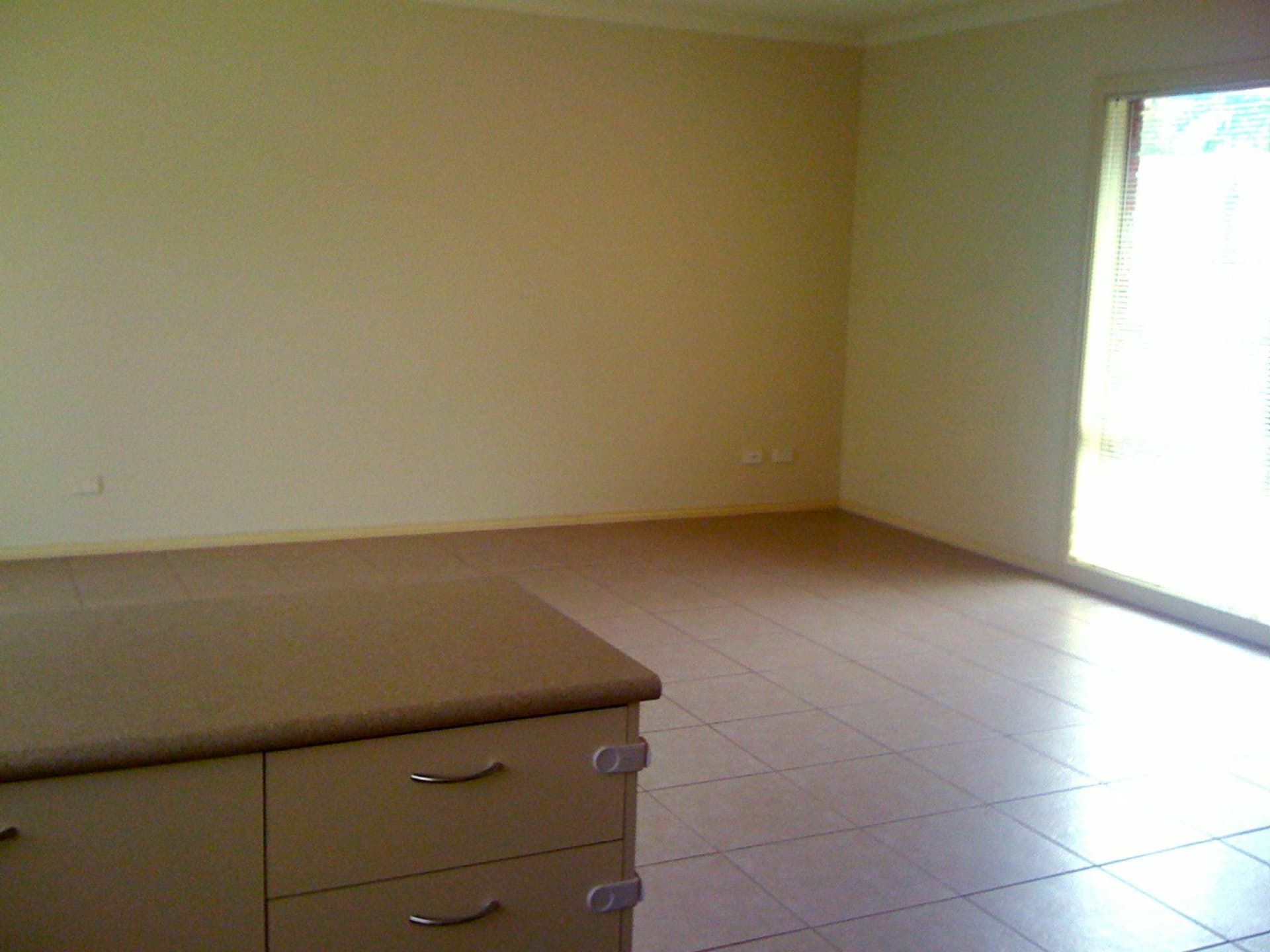 2/6 Waratah Street Doveton VIC, Doveton - Thumbnail 5