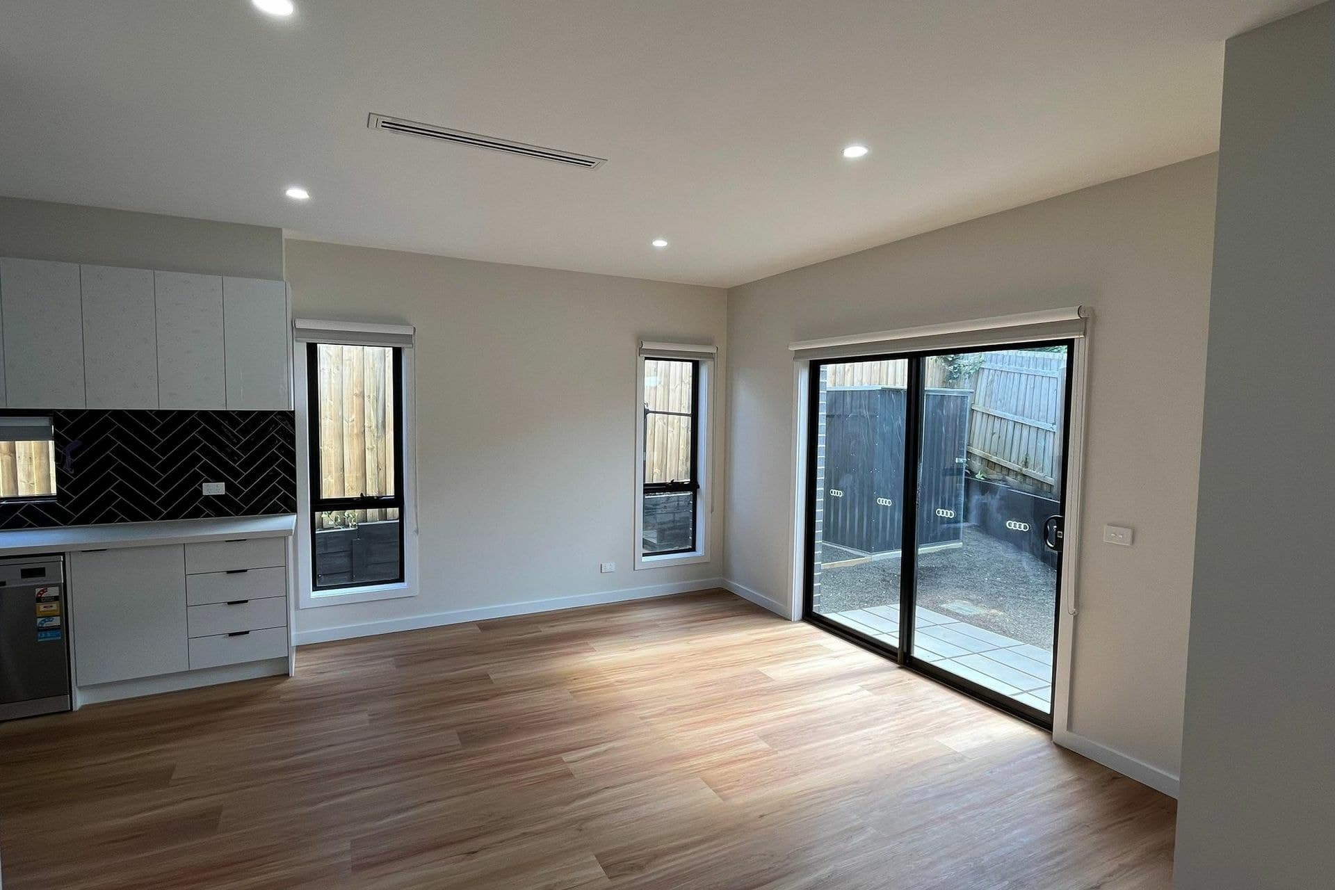3/8 Almond Drive Doveton VIC, Doveton - Thumbnail 3