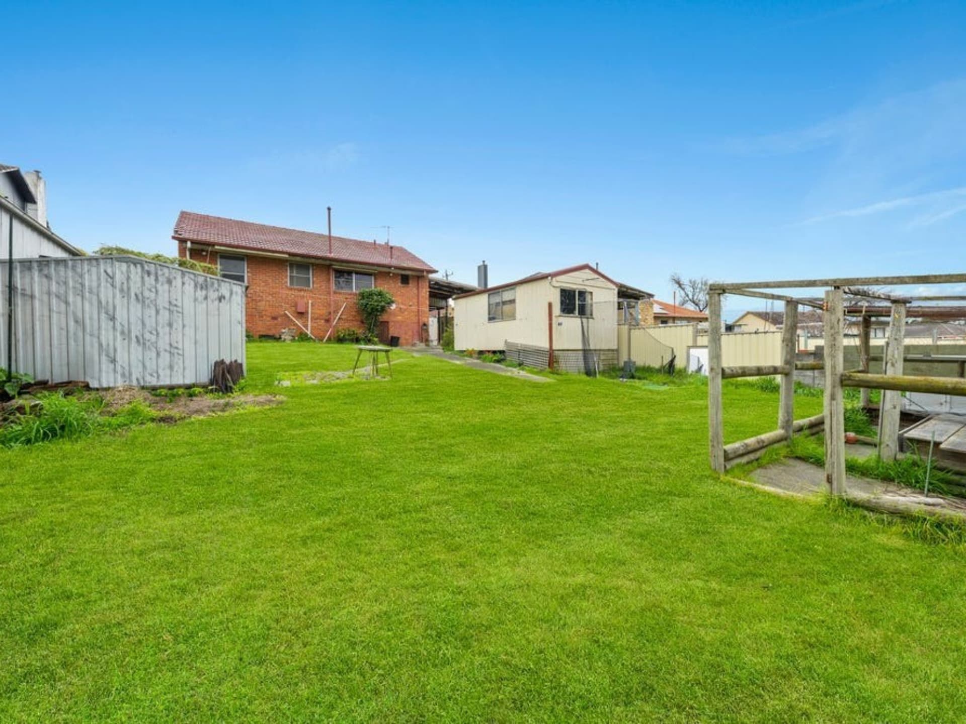 61 Chestnut Road Doveton VIC, Doveton - Image 1