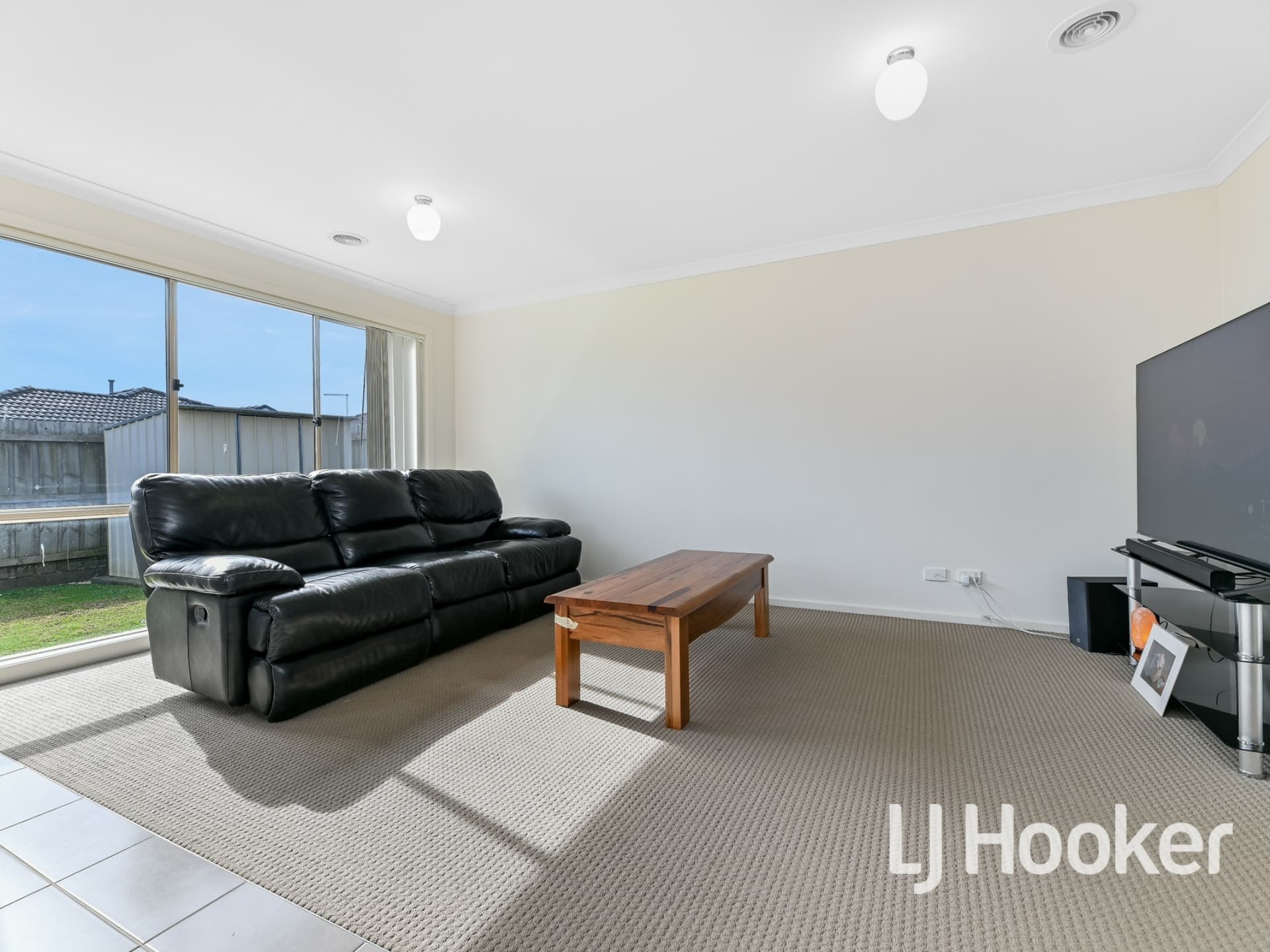 15 Shakespeare Court Drouin VIC, Drouin - Thumbnail 5