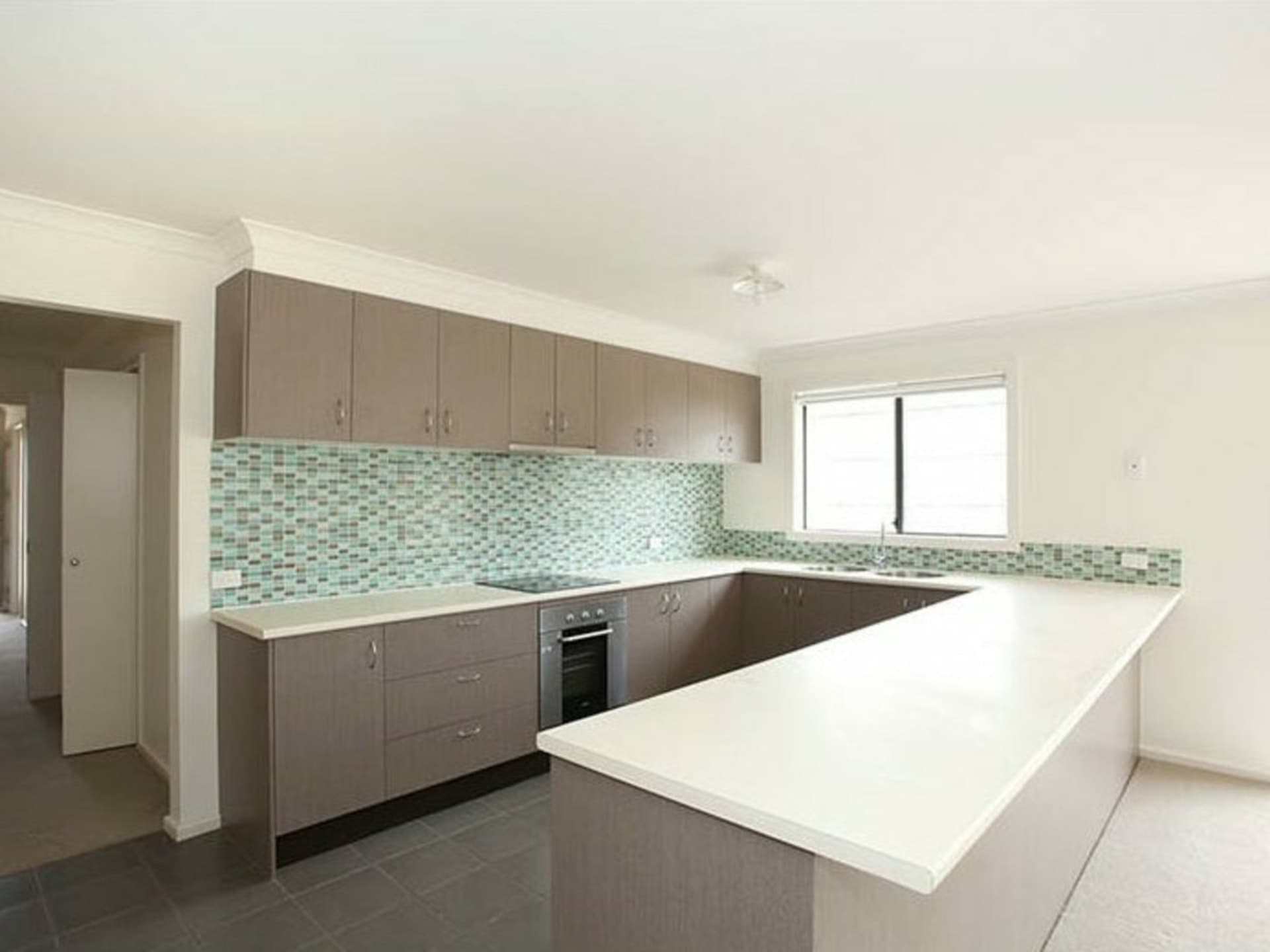 14 Rowan Walk Drouin VIC, Drouin - Thumbnail 6