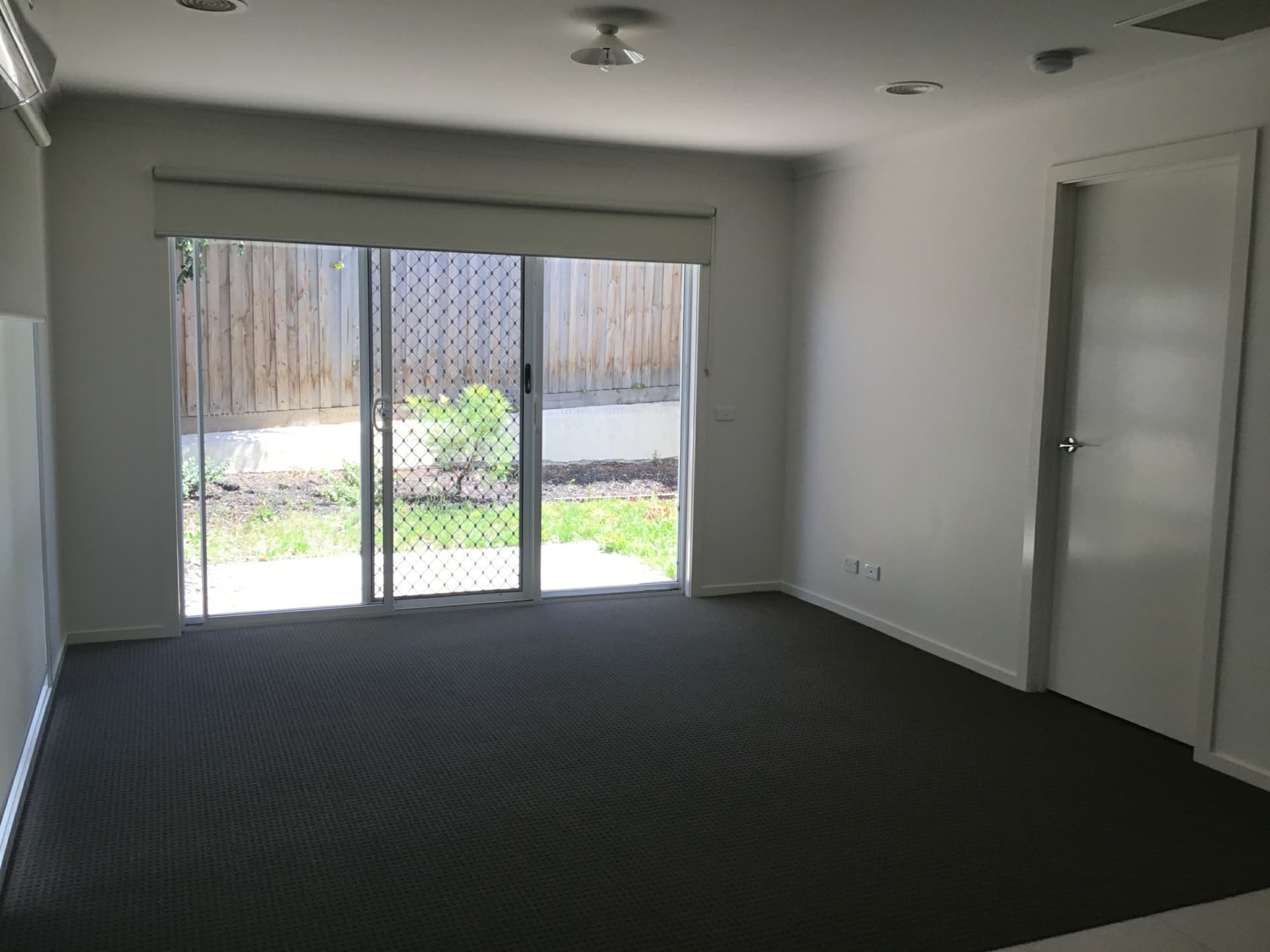 1 Telford Circuit Drouin VIC, Drouin - Thumbnail 2