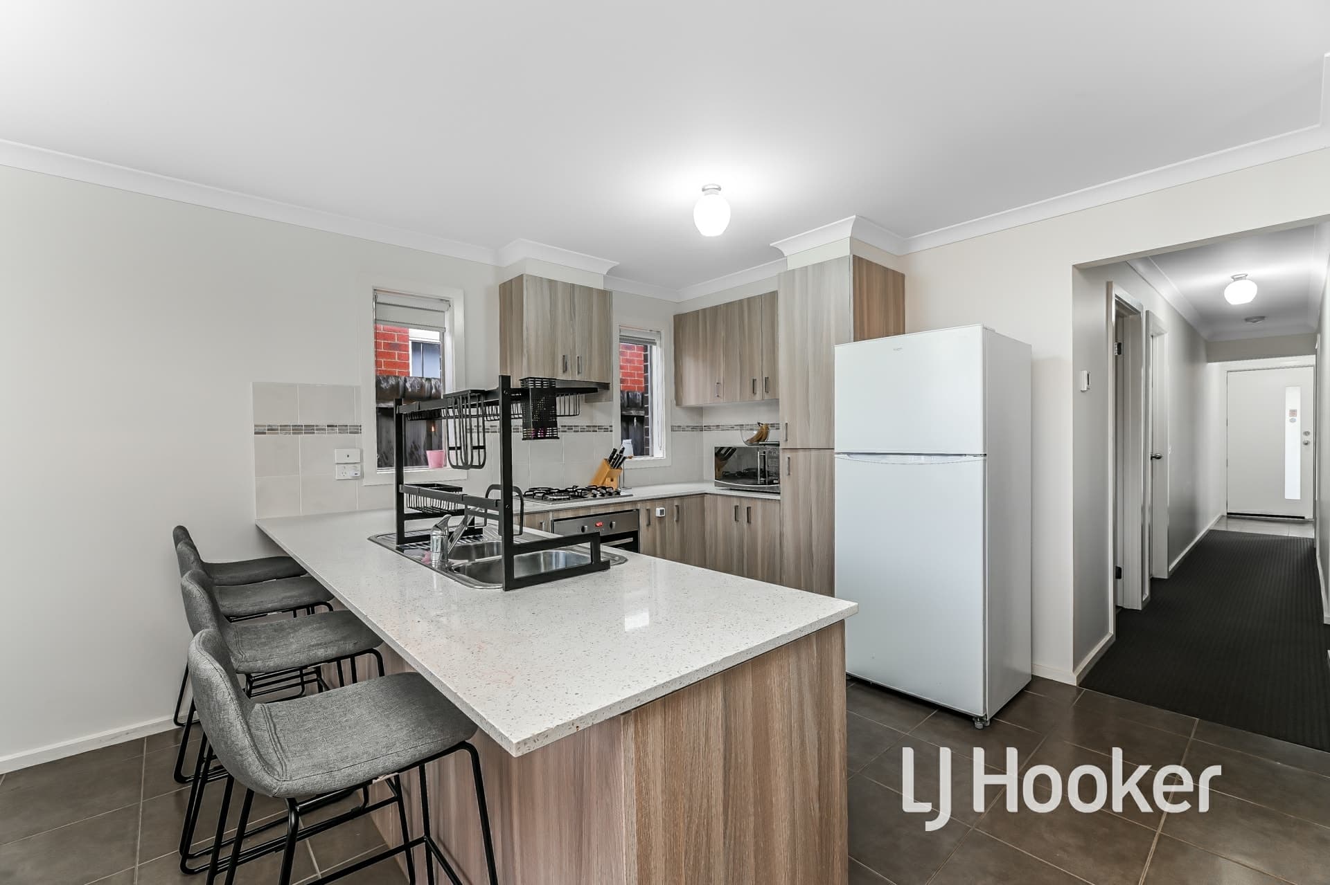 25 Shakespeare Court Drouin VIC, Drouin - Thumbnail 4